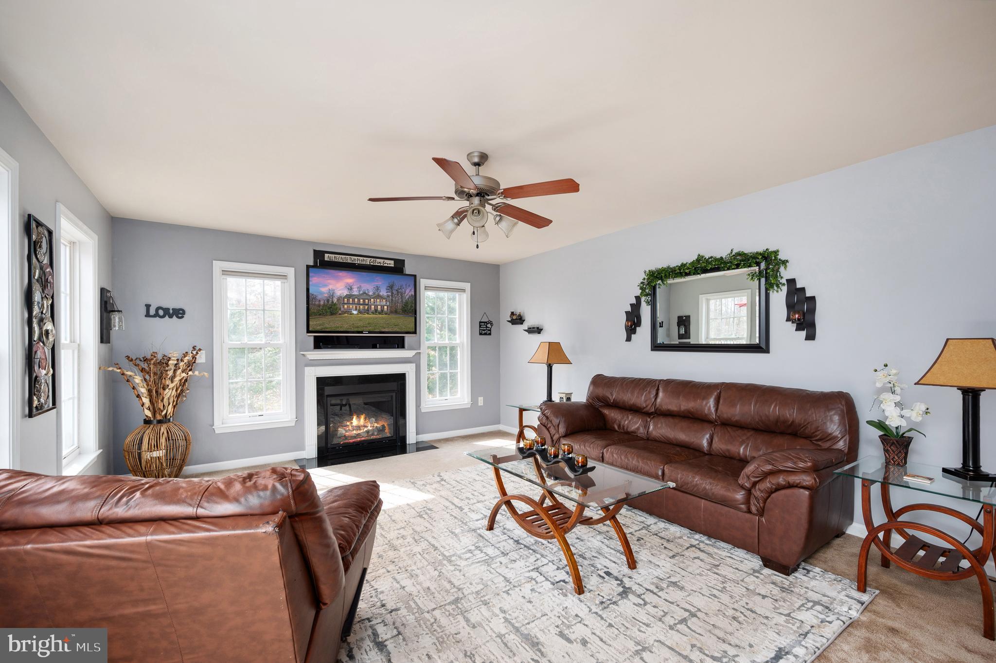 EQUESTRIAN ESTATES - Residential