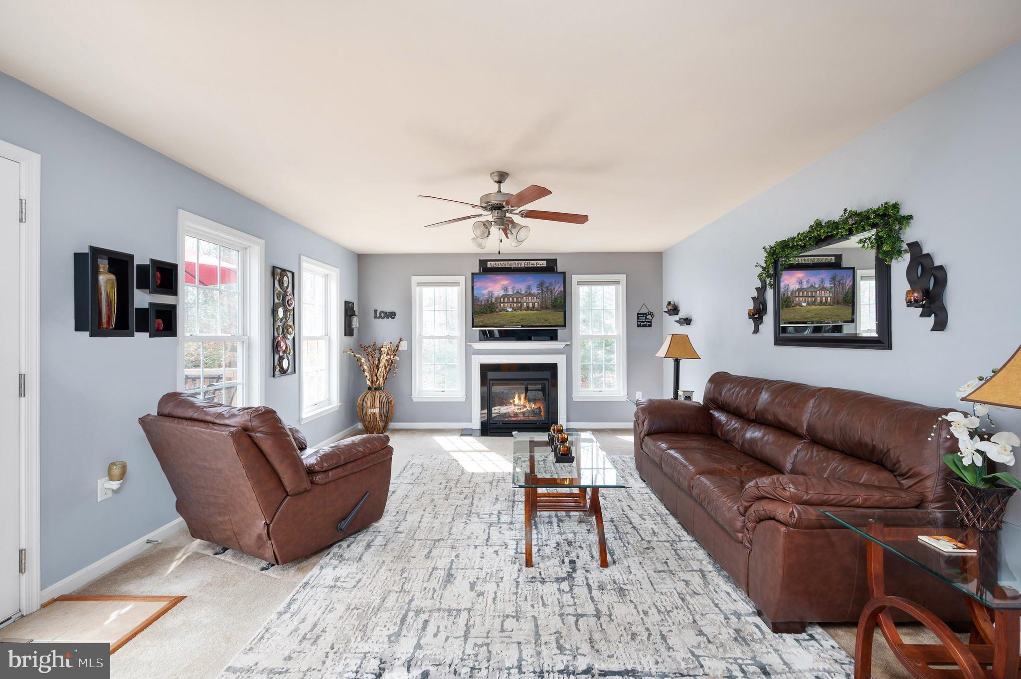 EQUESTRIAN ESTATES - Residential