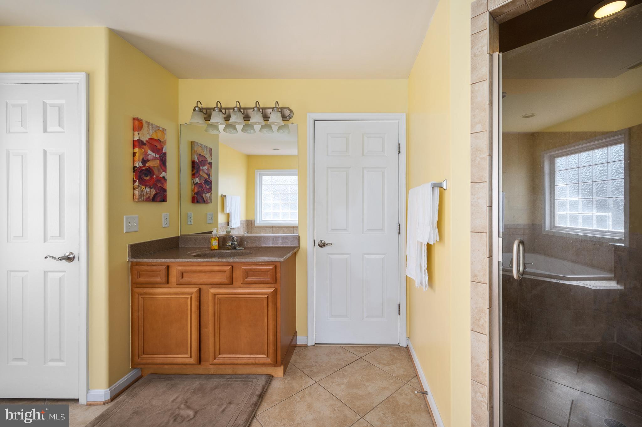 EQUESTRIAN ESTATES - Residential