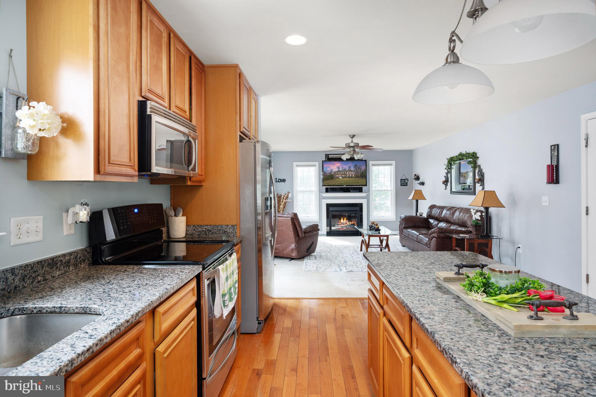 EQUESTRIAN ESTATES - Residential