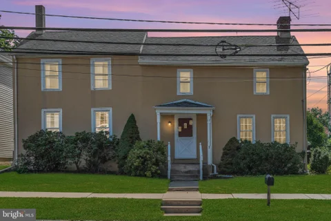 19 High Street, Allentown, NJ MLS: NJMM2004892