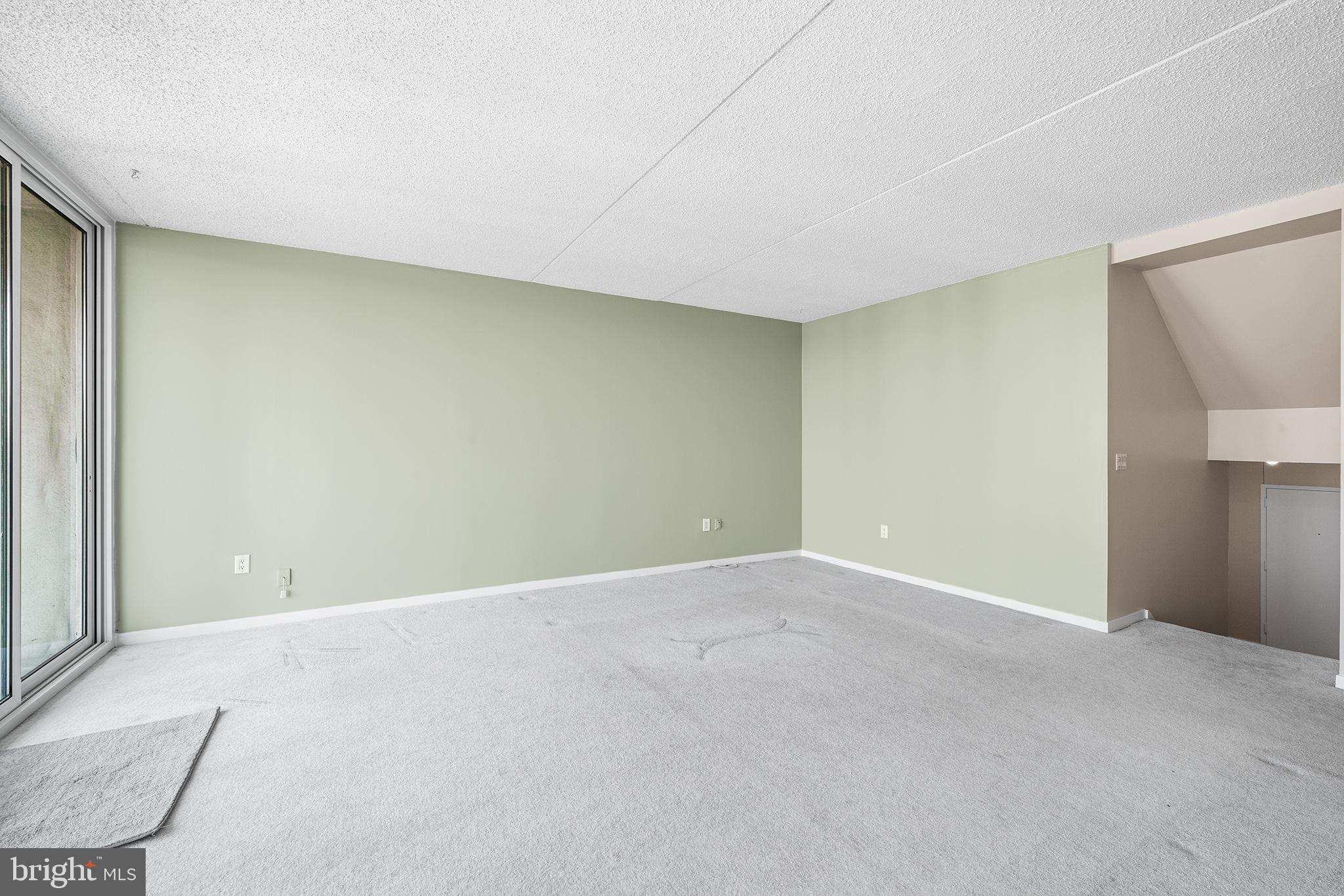 LOGAN CIRCLE - Residential