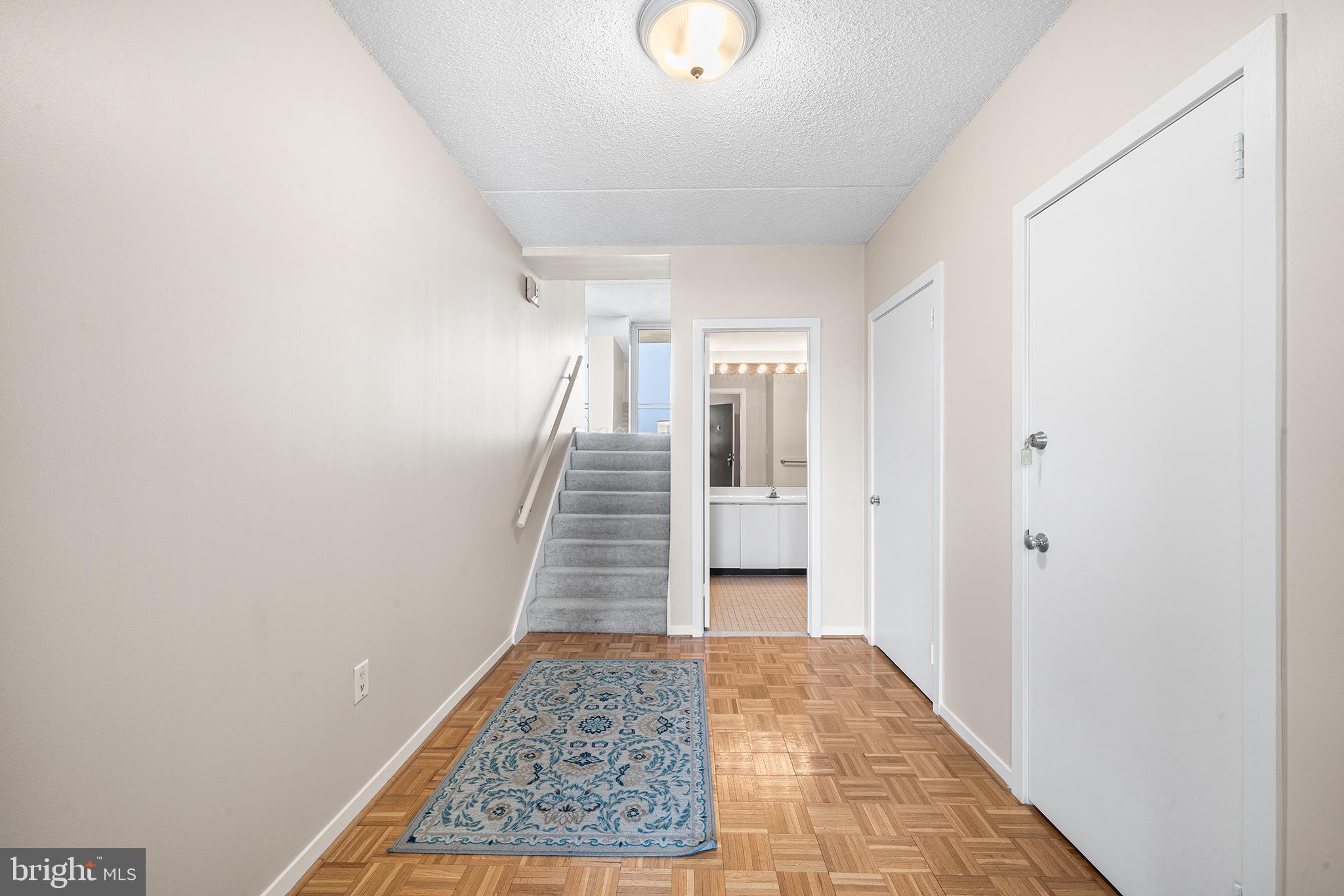 LOGAN CIRCLE - Residential