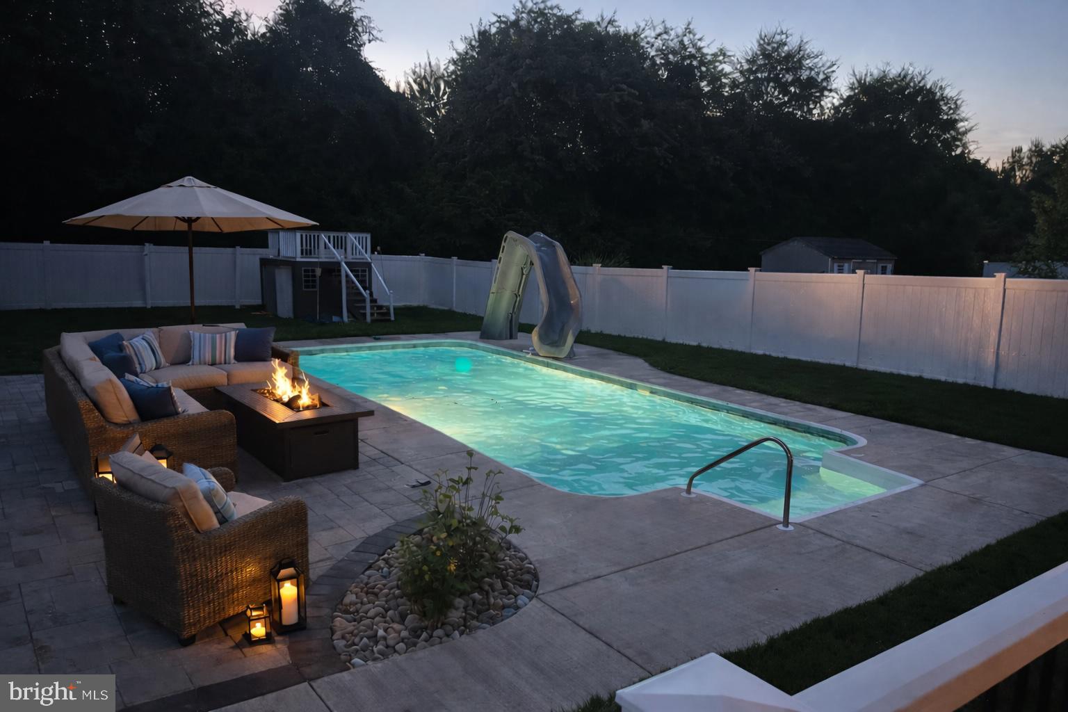 THE MEADOWS - Residential