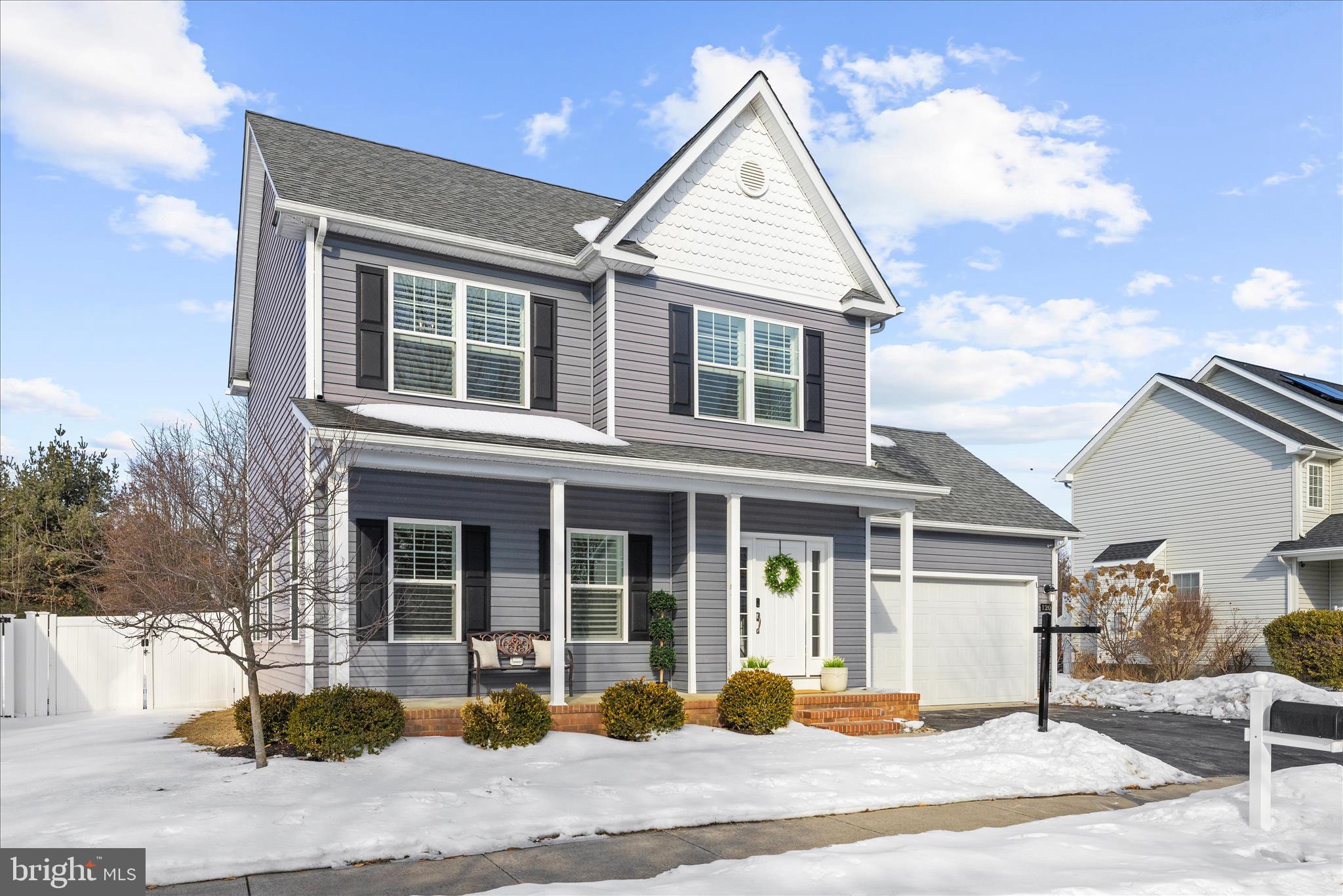 THE MEADOWS - Residential