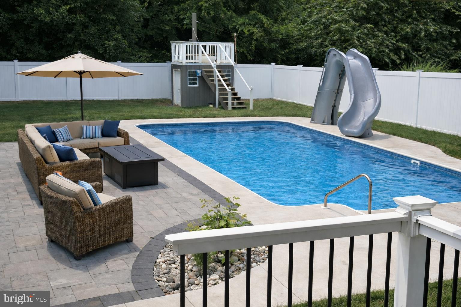 THE MEADOWS - Residential