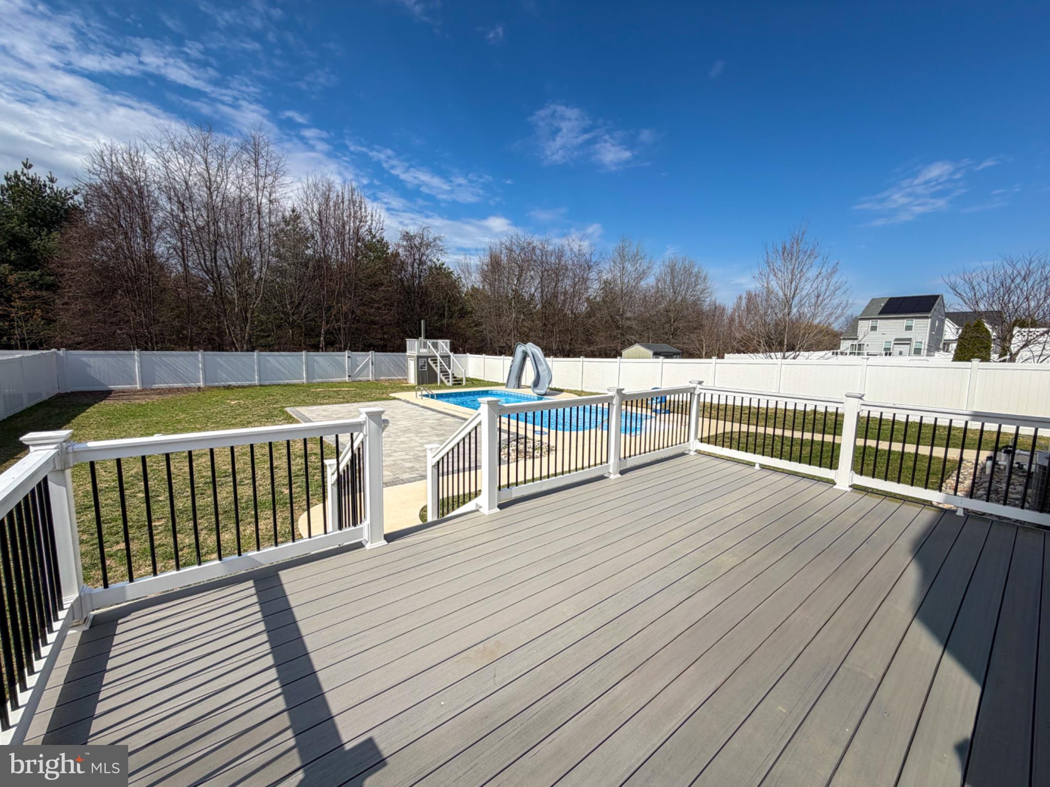 THE MEADOWS - Residential