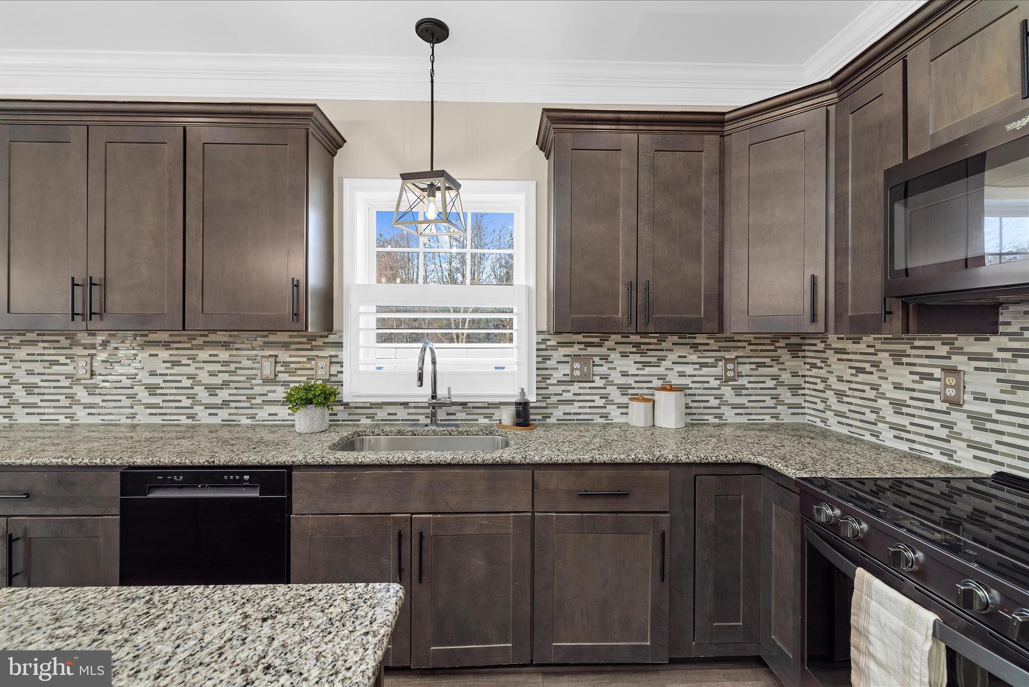 THE MEADOWS - Residential