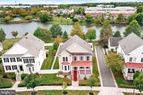 10 North Street, Robbinsville, NJ MLS: NJME2066096