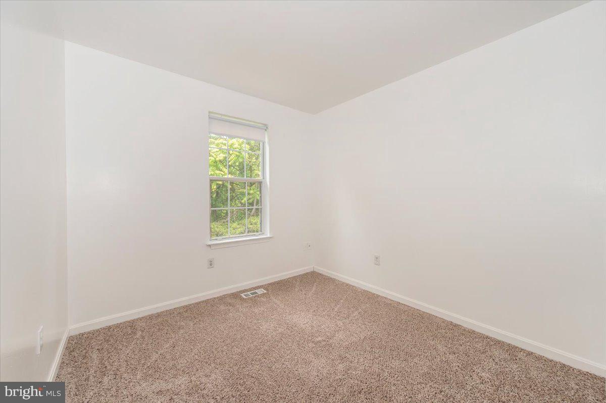 GREENHILLS - Residential