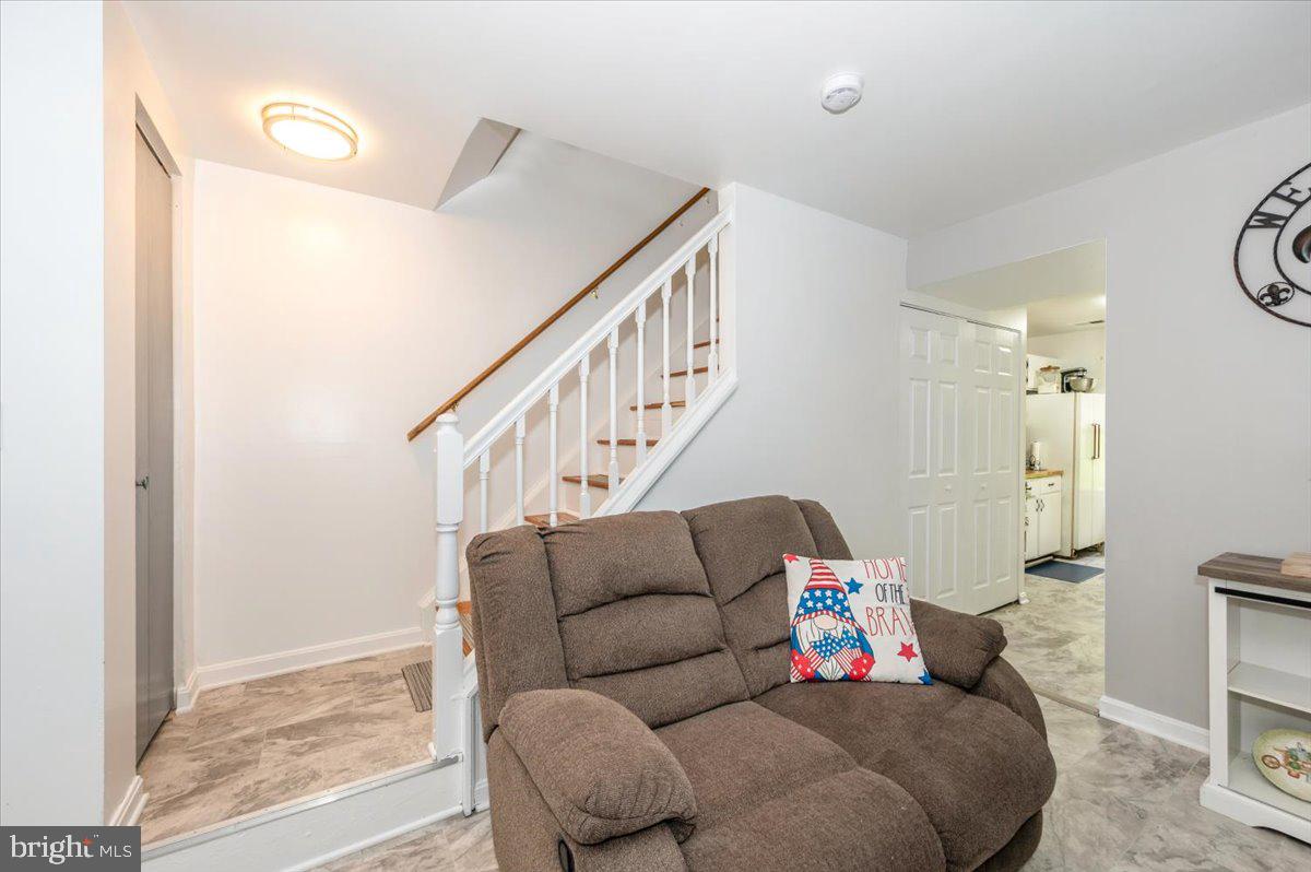 GREENHILLS - Residential