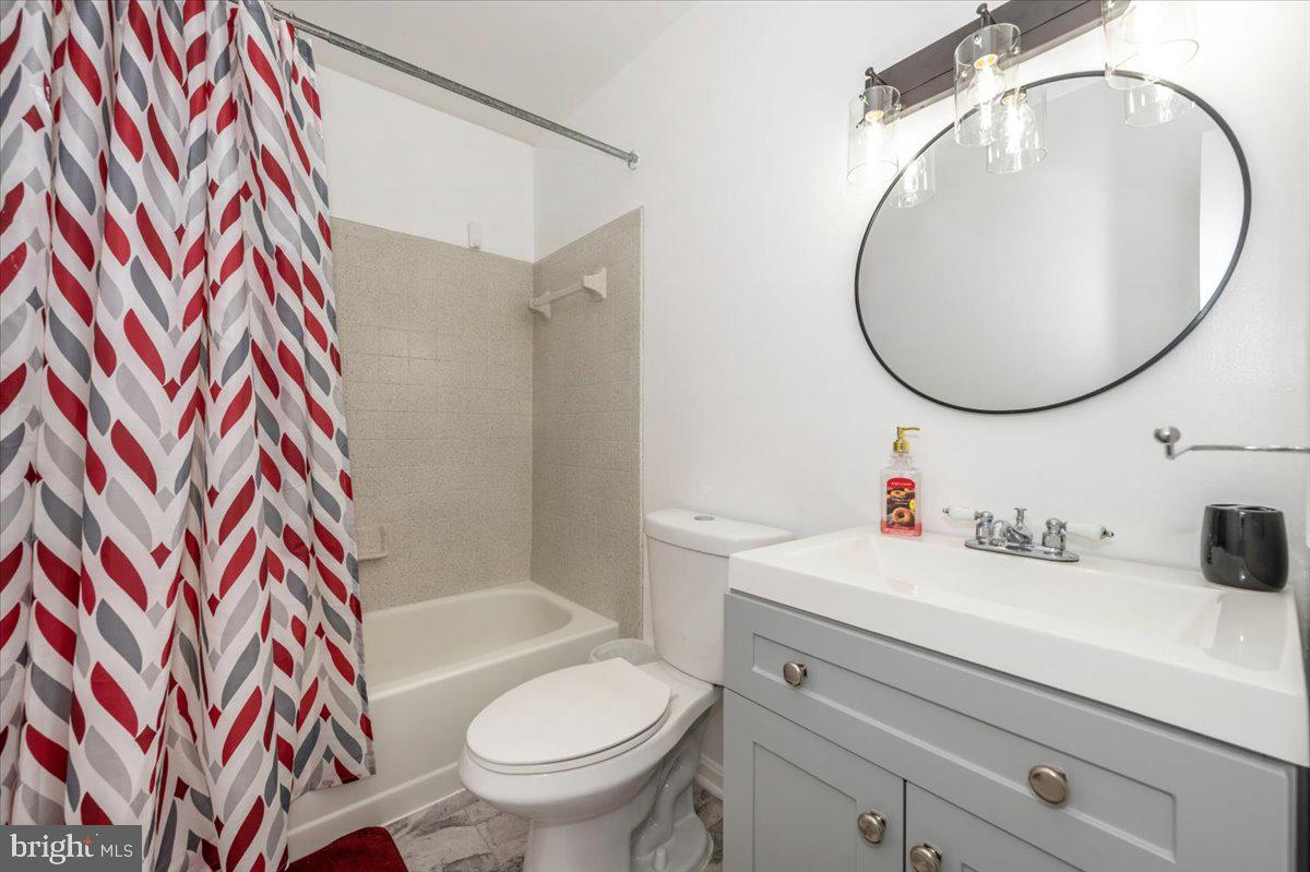 GREENHILLS - Residential