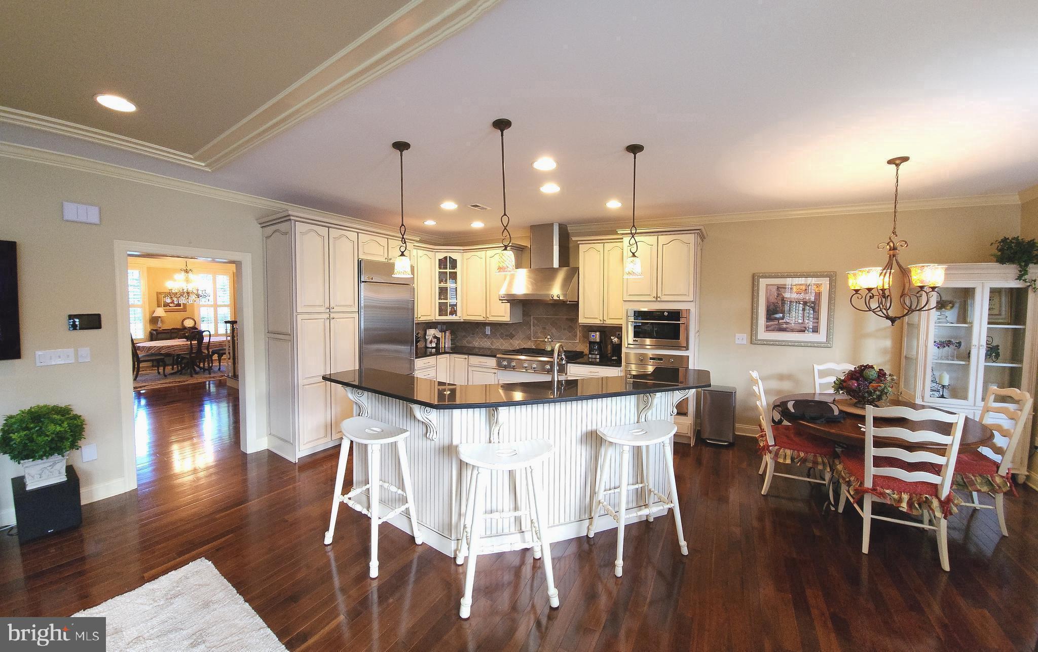 NEWTOWN WALK - Residential