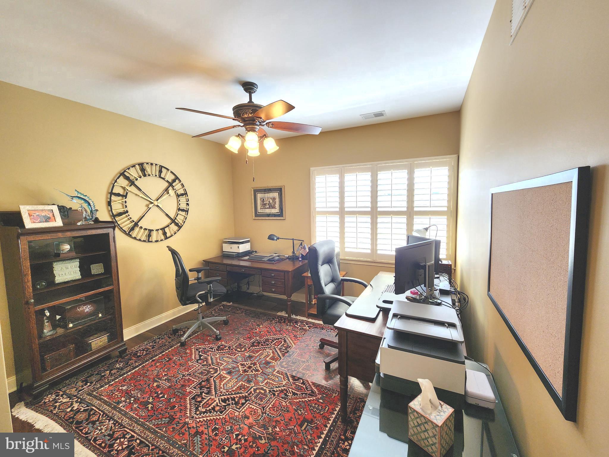 NEWTOWN WALK - Residential