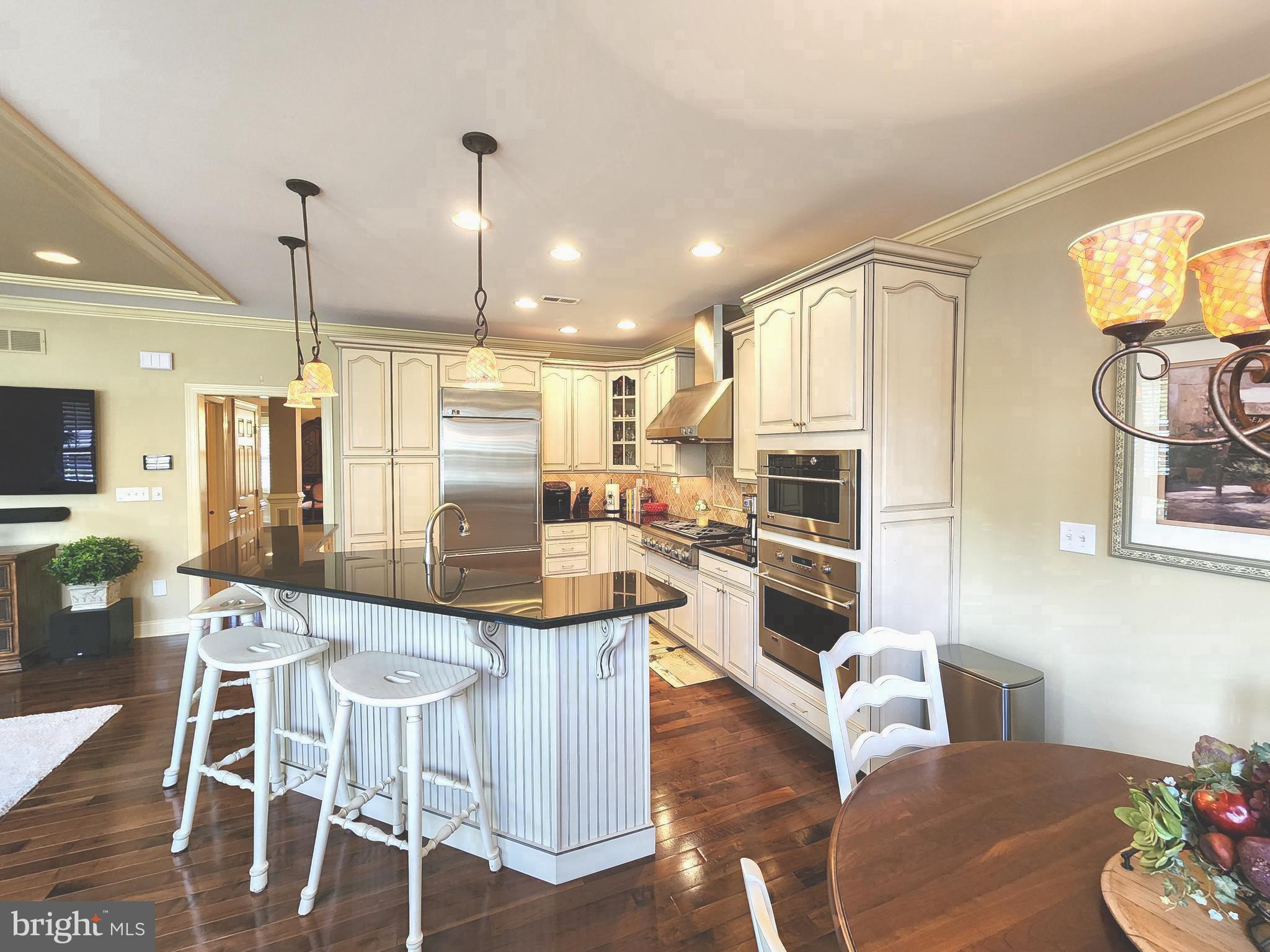 NEWTOWN WALK - Residential