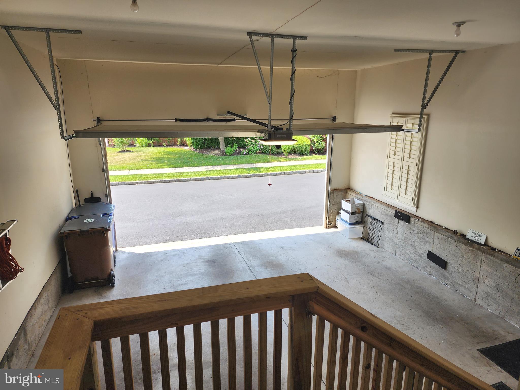 NEWTOWN WALK - Residential