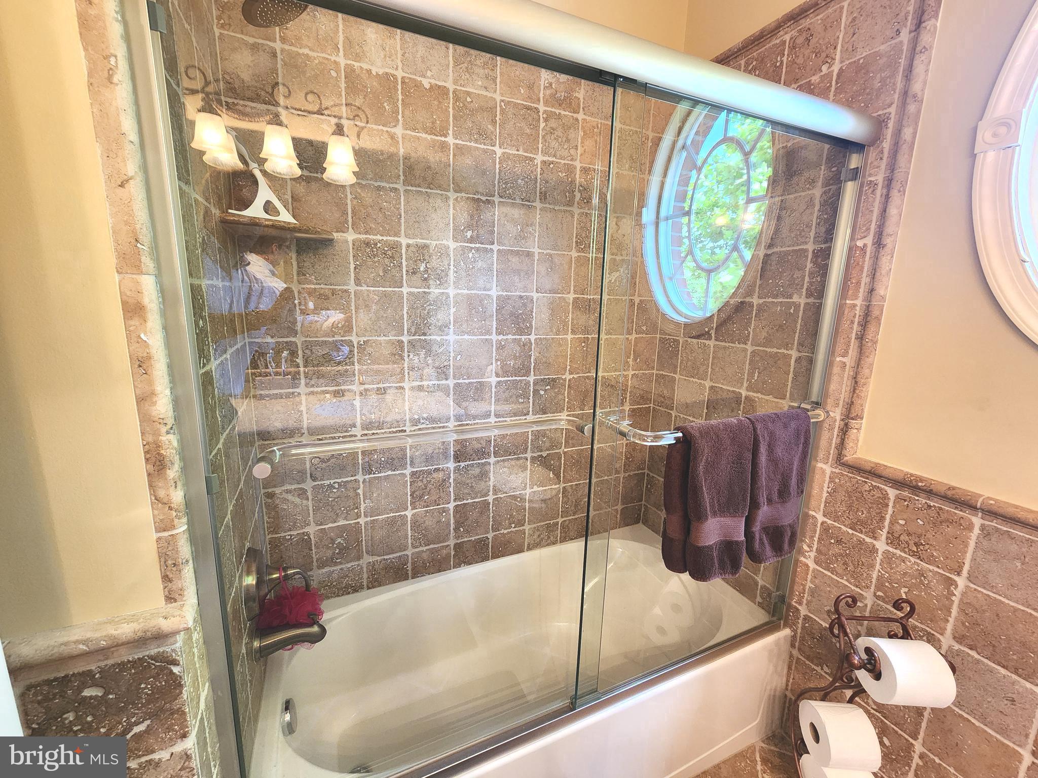 NEWTOWN WALK - Residential