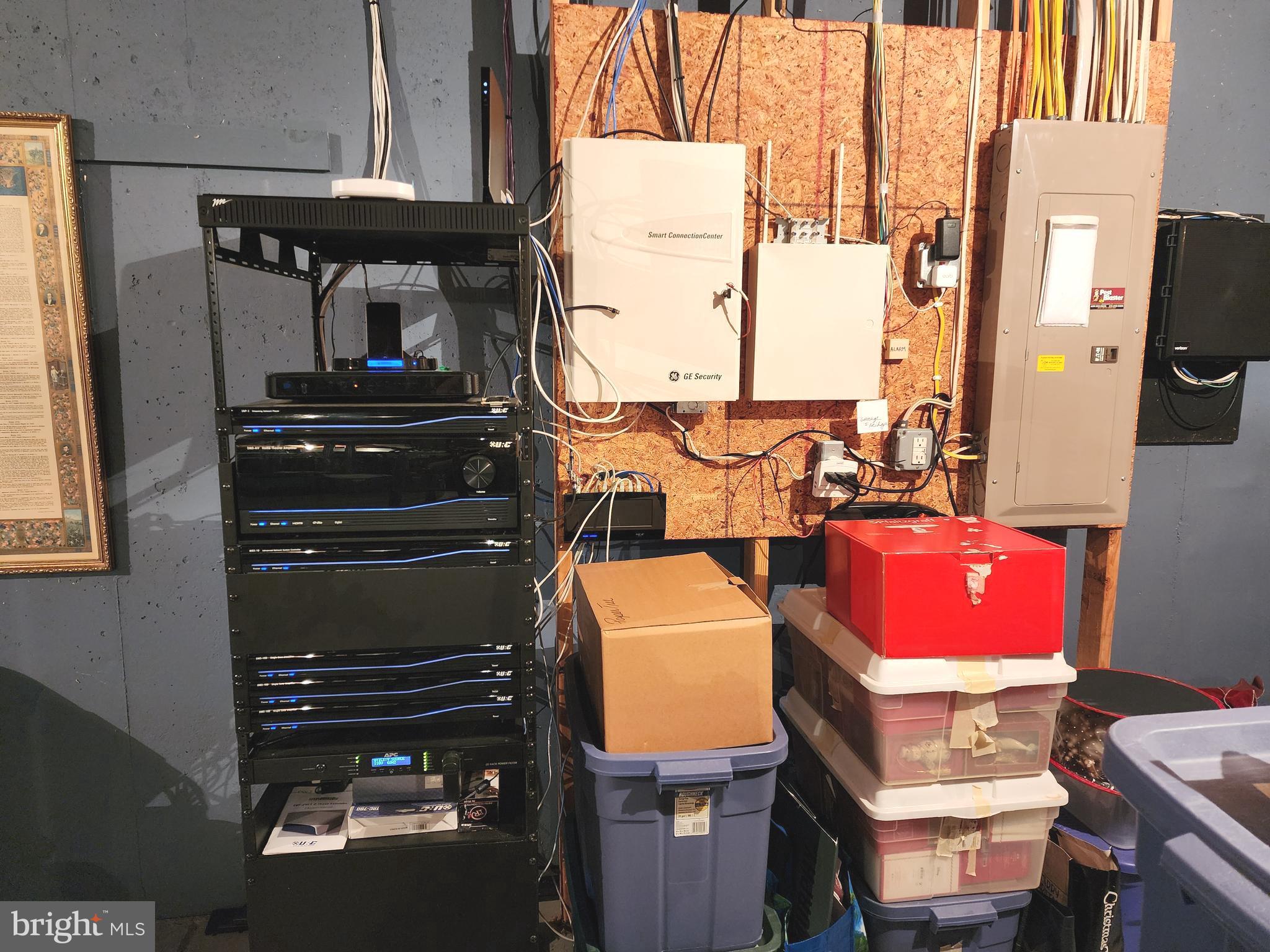 NEWTOWN WALK - Residential