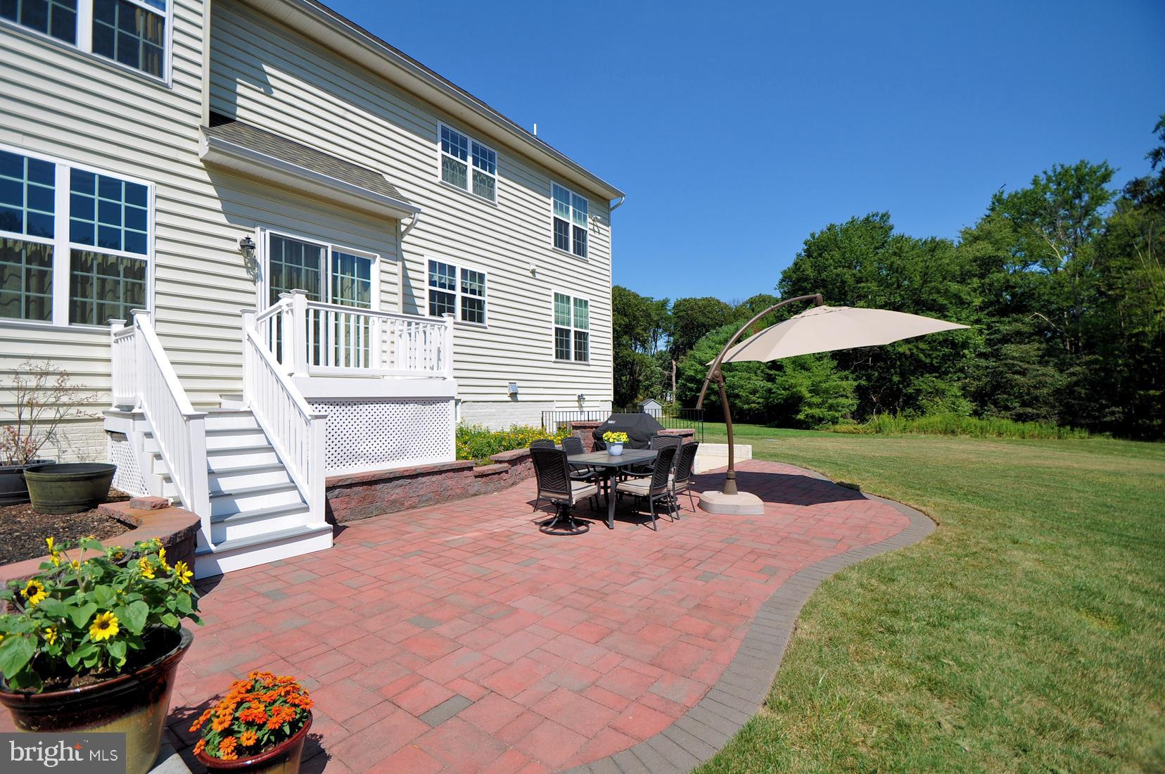 GRIFFITH LANDING - Residential