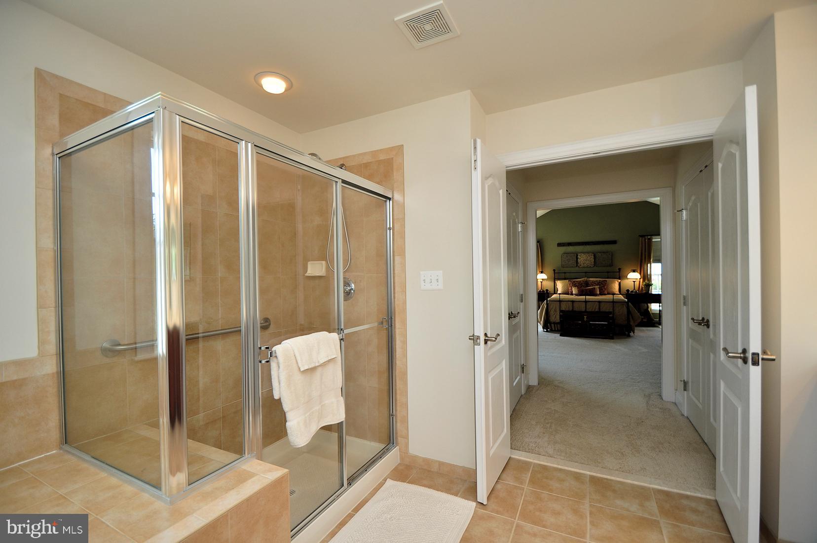 GRIFFITH LANDING - Residential