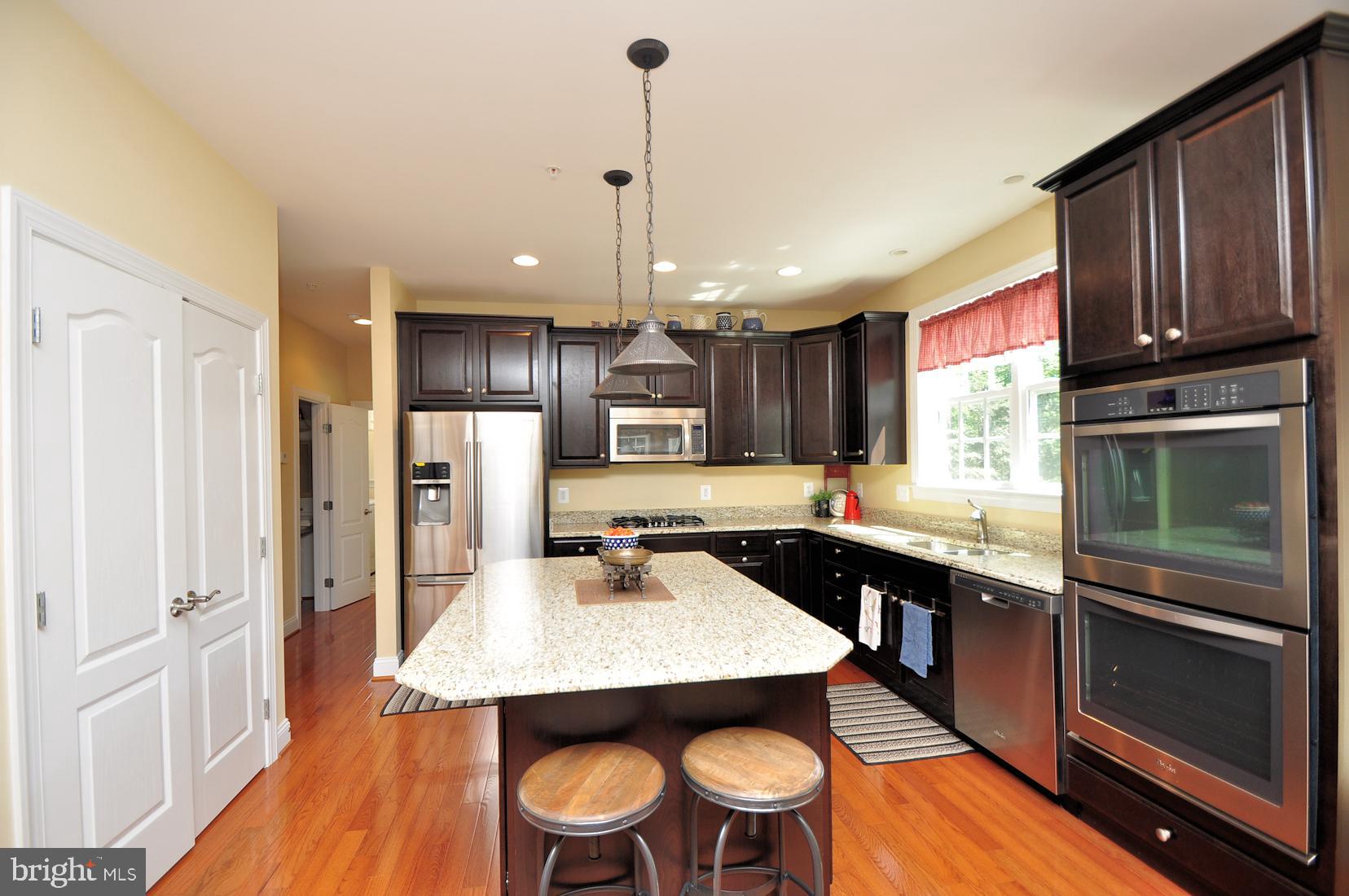 GRIFFITH LANDING - Residential