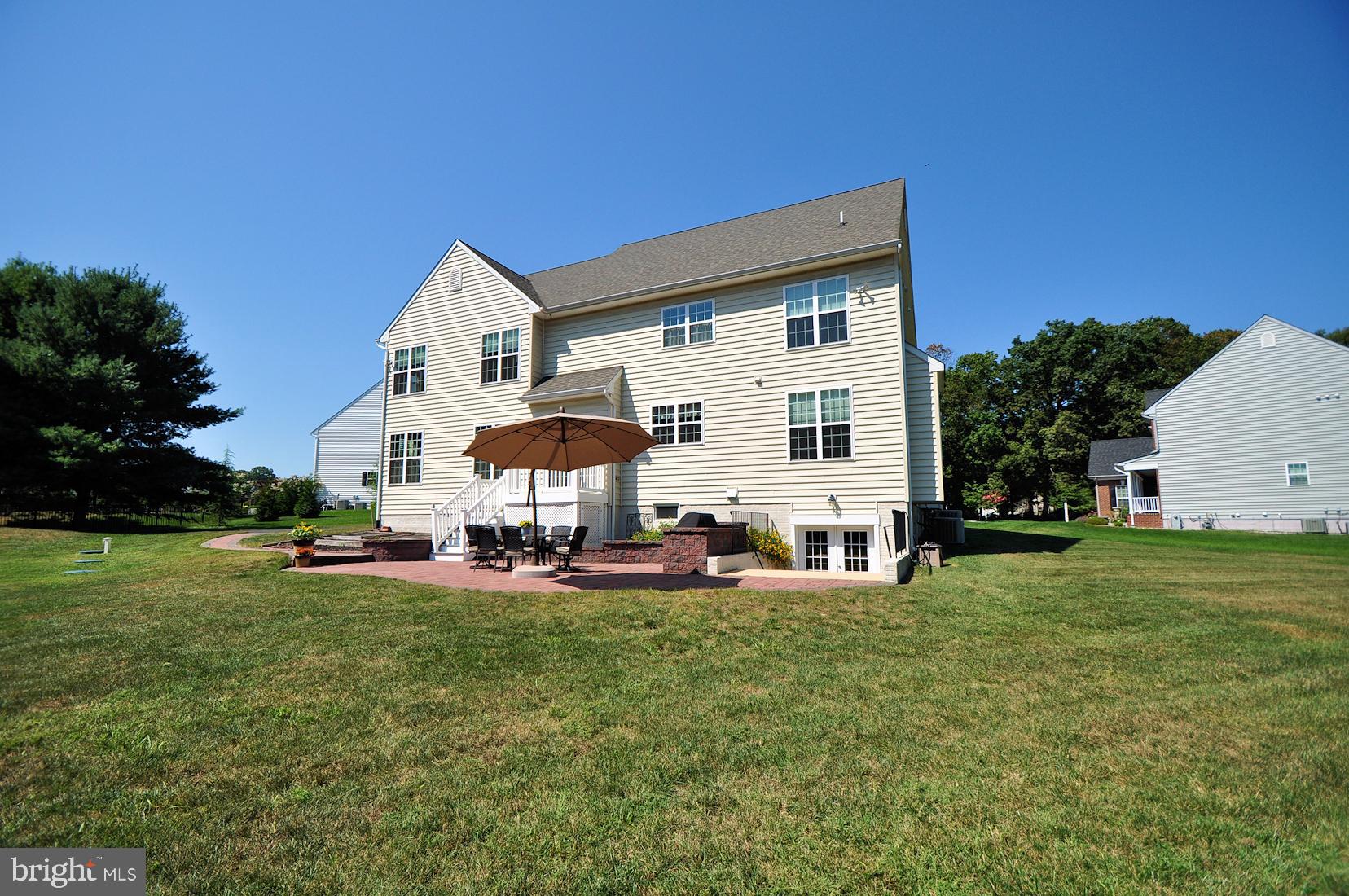 GRIFFITH LANDING - Residential