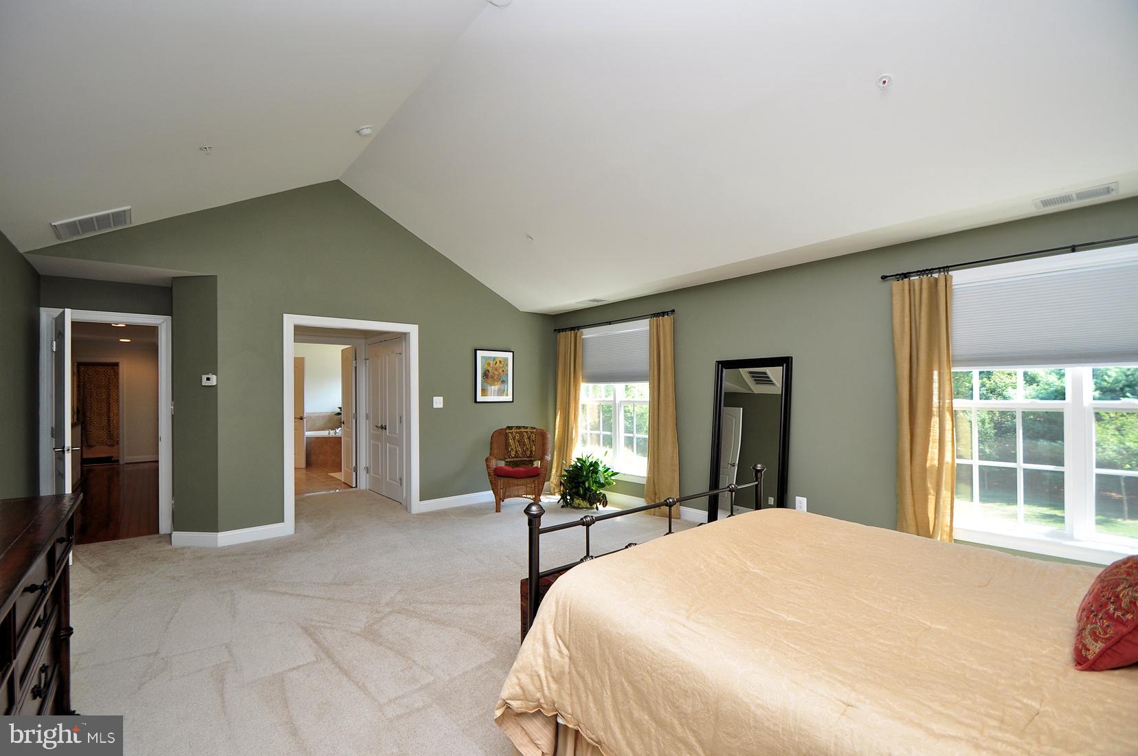 GRIFFITH LANDING - Residential