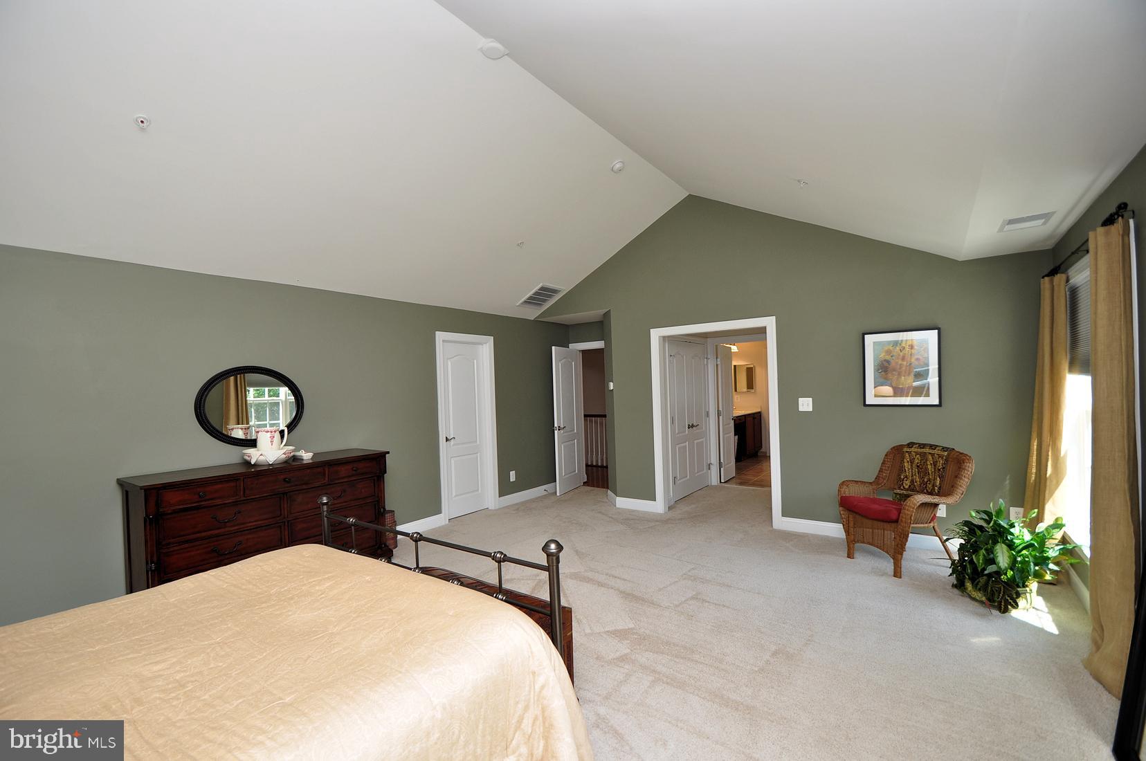 GRIFFITH LANDING - Residential