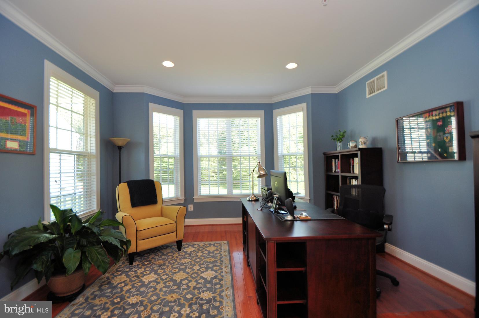 GRIFFITH LANDING - Residential