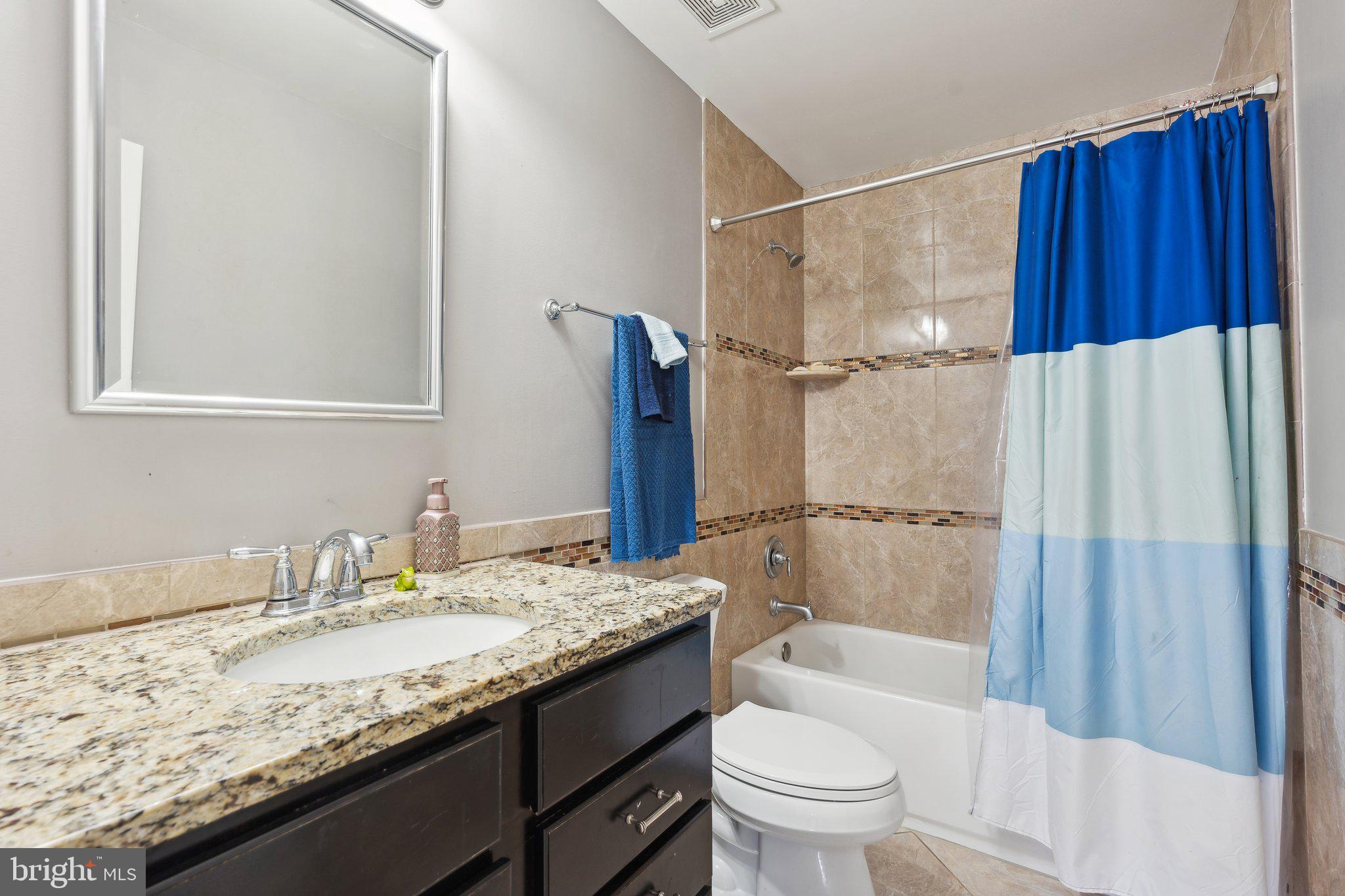 AUTUMN RIDGE - Residential