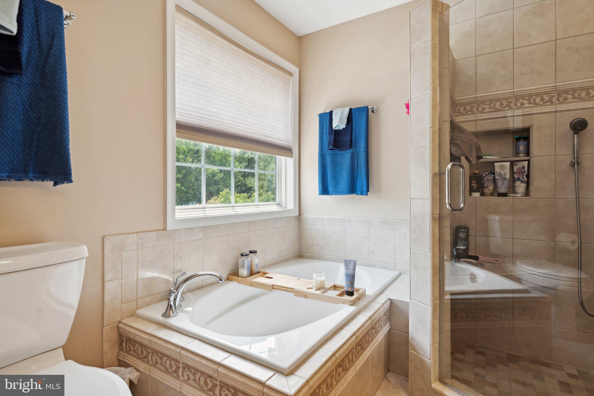 AUTUMN RIDGE - Residential