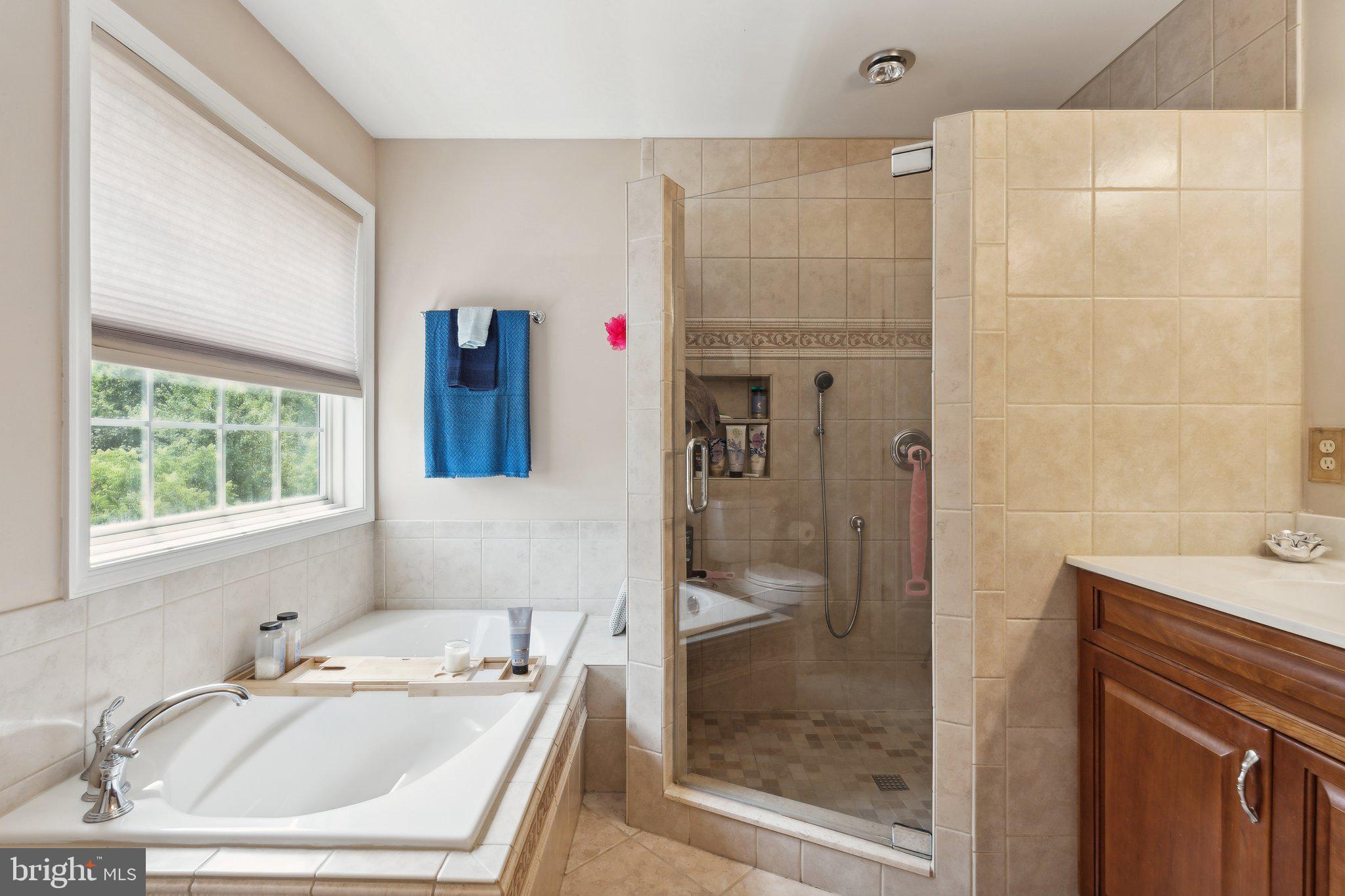 AUTUMN RIDGE - Residential