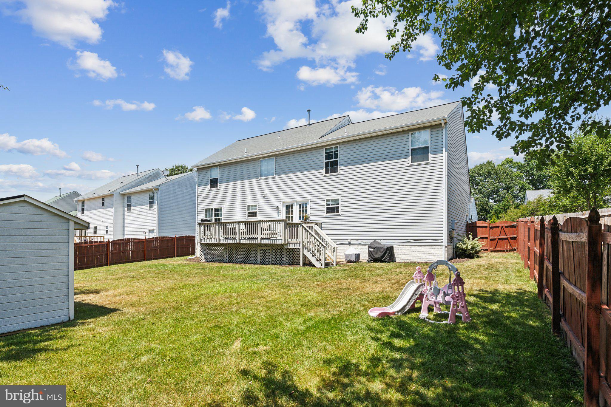 AUTUMN RIDGE - Residential