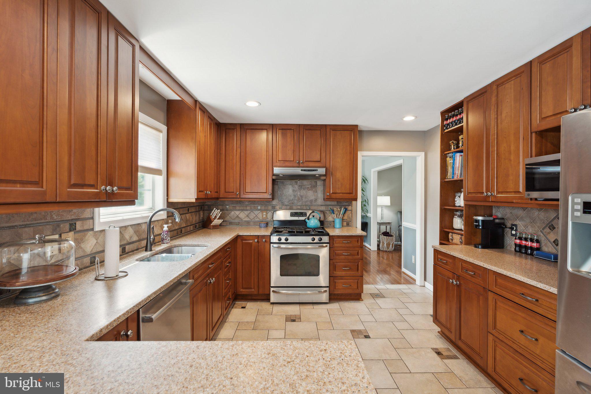 AUTUMN RIDGE - Residential