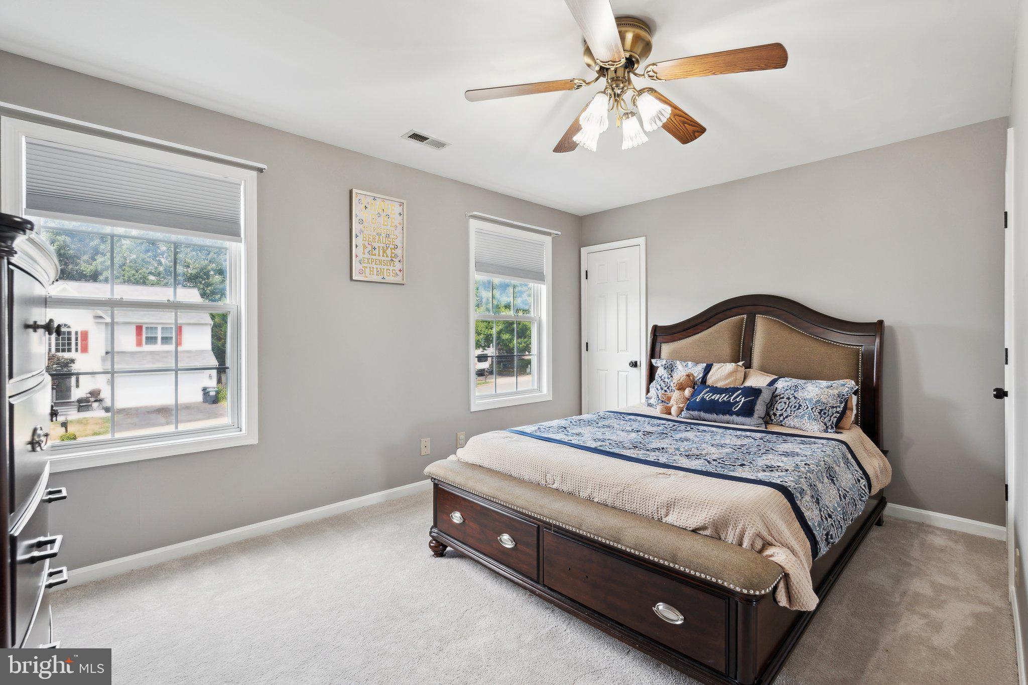 AUTUMN RIDGE - Residential