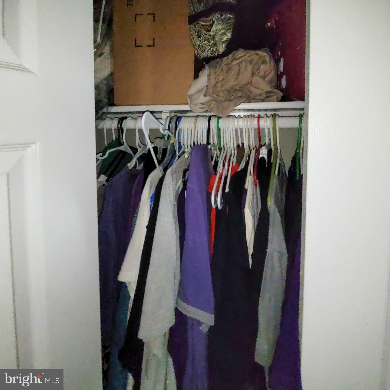 HARFORD SQUARE - Residential