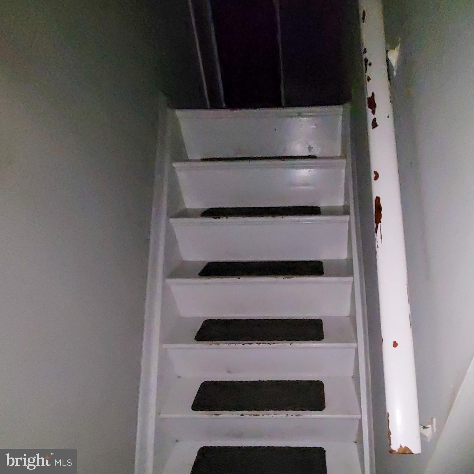 HARFORD SQUARE - Residential