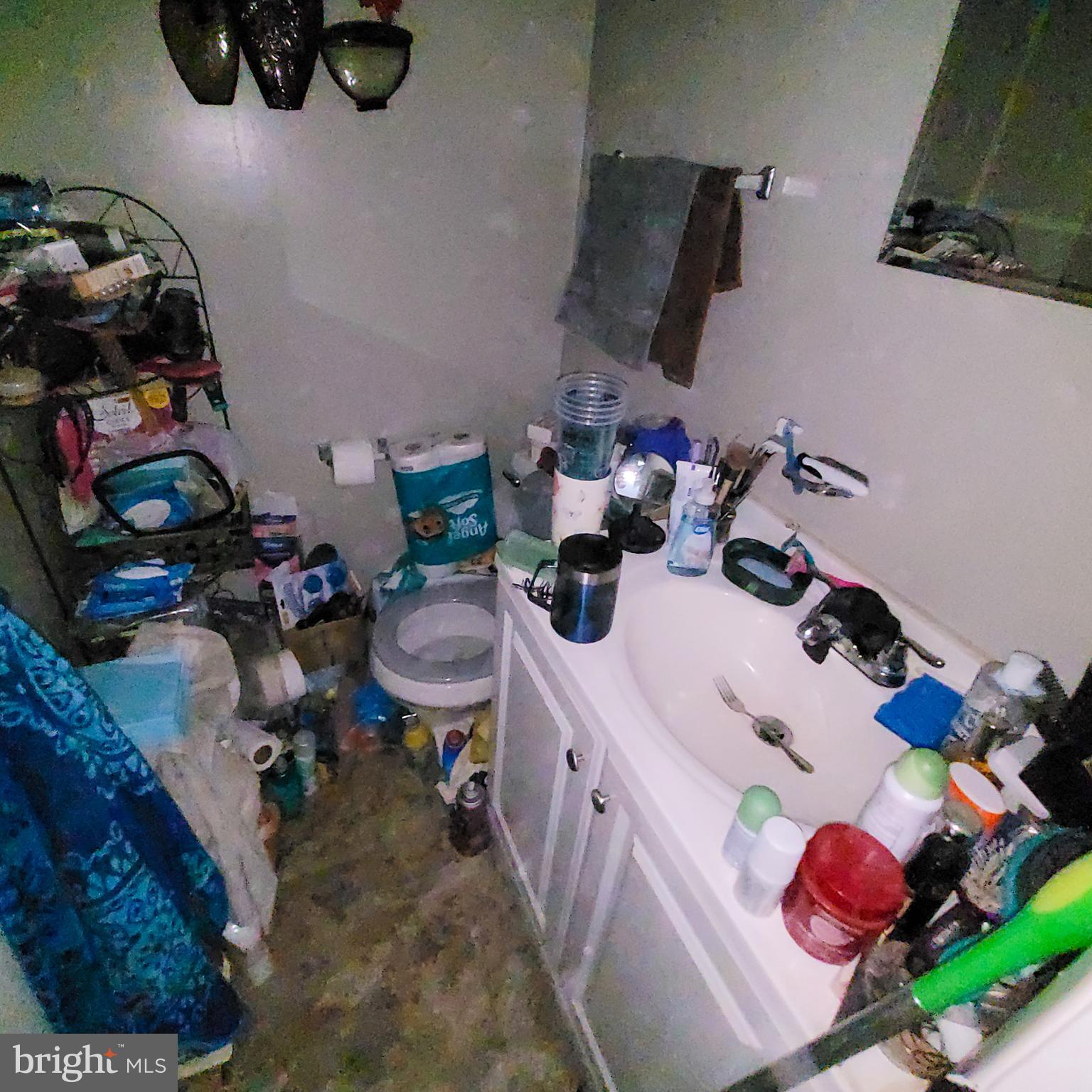 HARFORD SQUARE - Residential