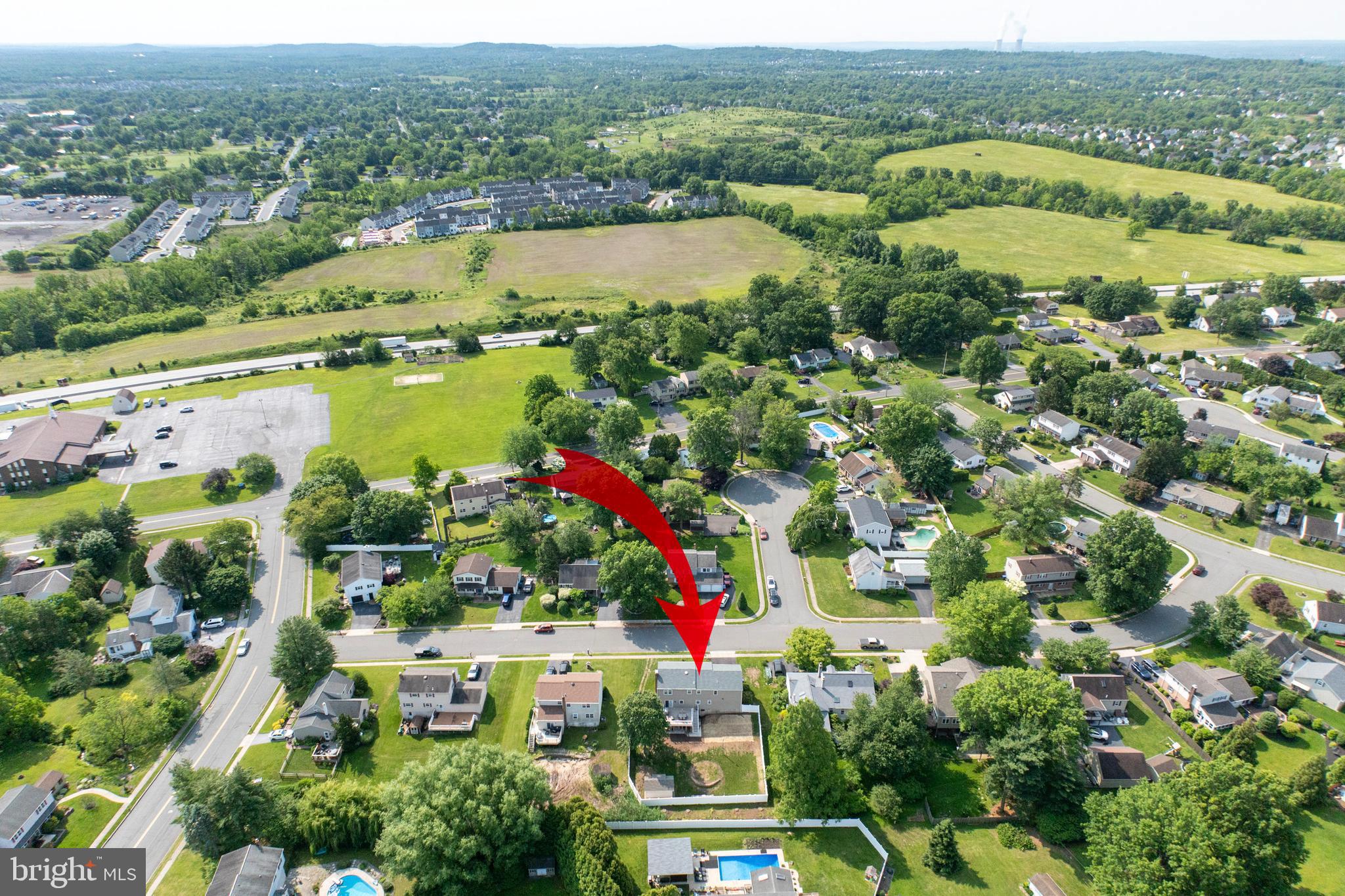 33 ROOSEVELT DRIVE