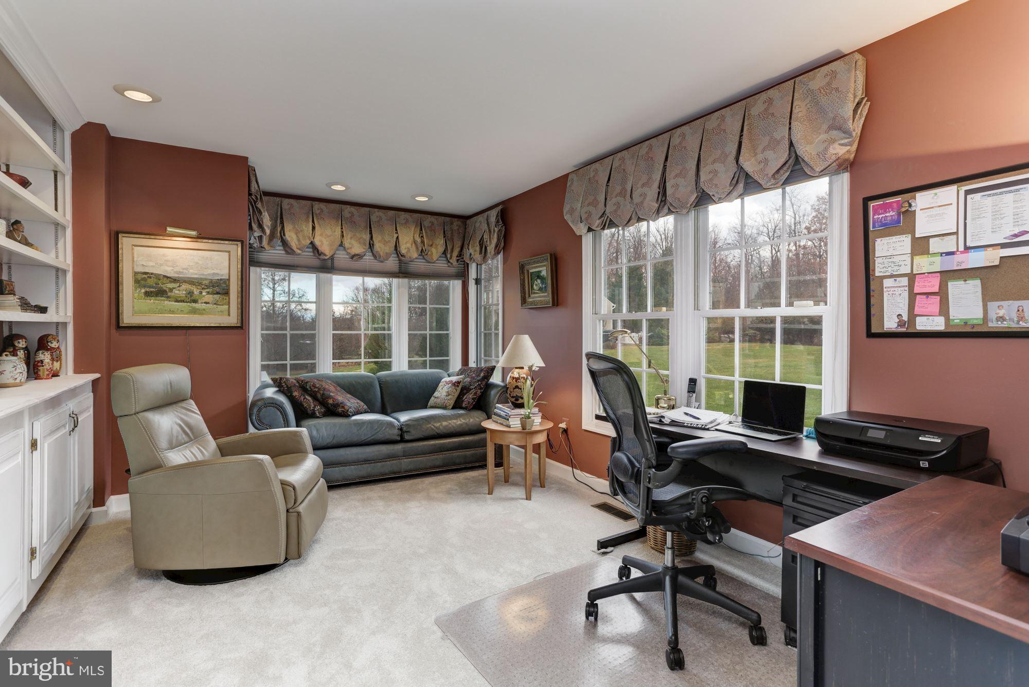 ALLNUTT FARMS ESTATES - Residential