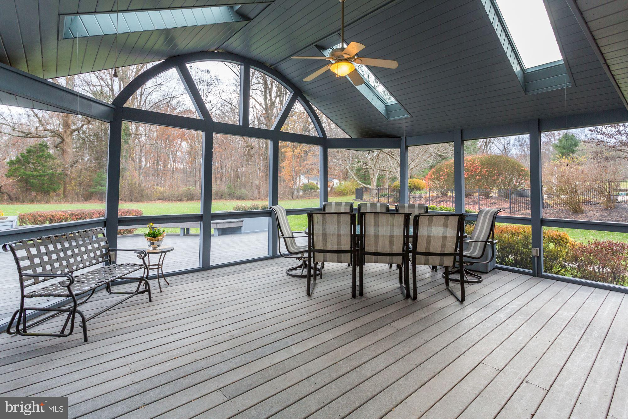 ALLNUTT FARMS ESTATES - Residential