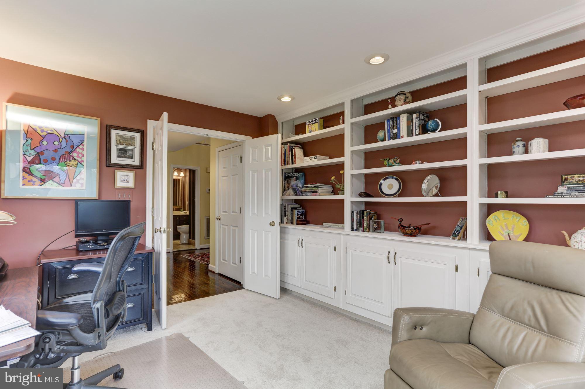 ALLNUTT FARMS ESTATES - Residential