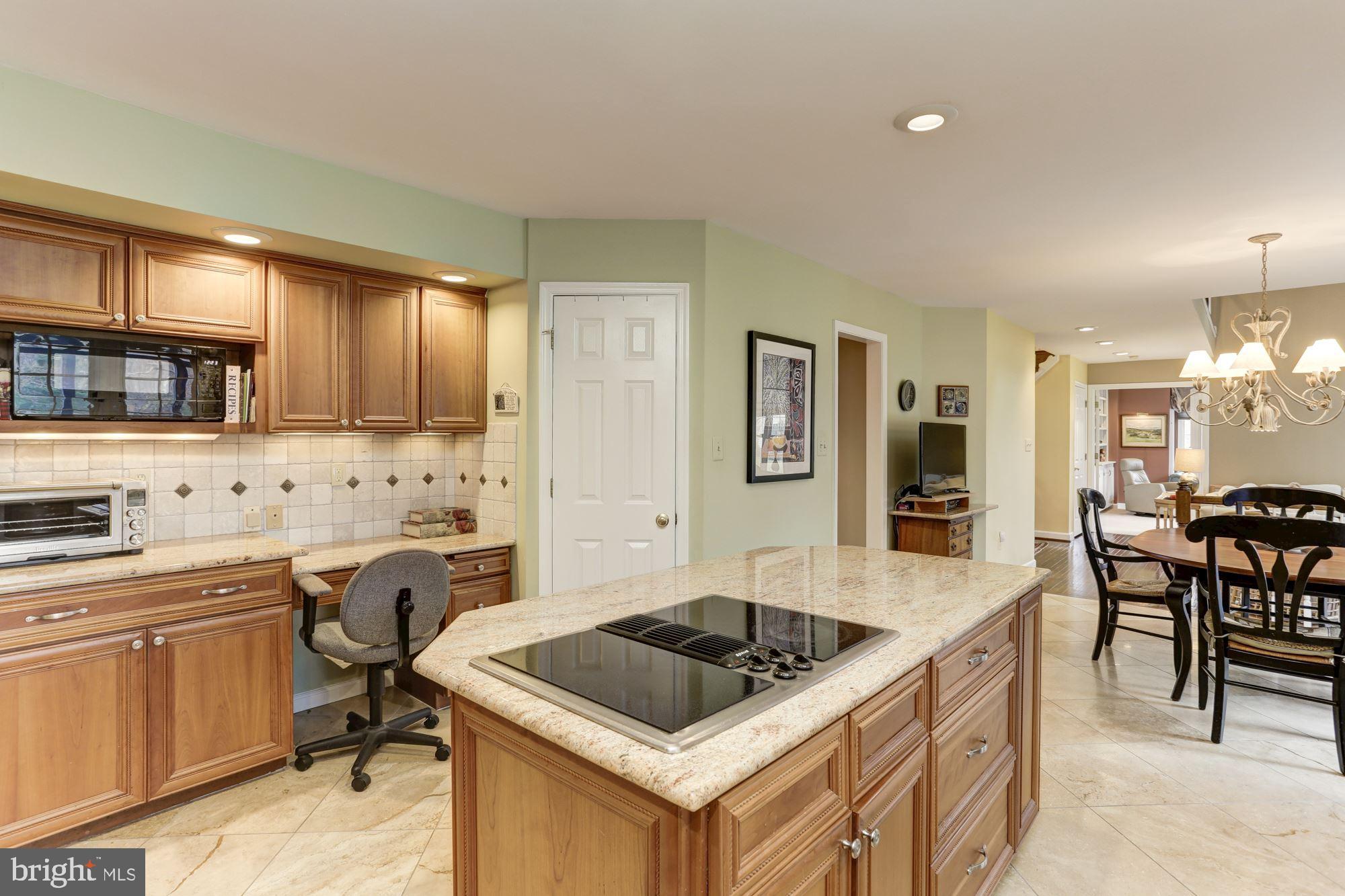 ALLNUTT FARMS ESTATES - Residential