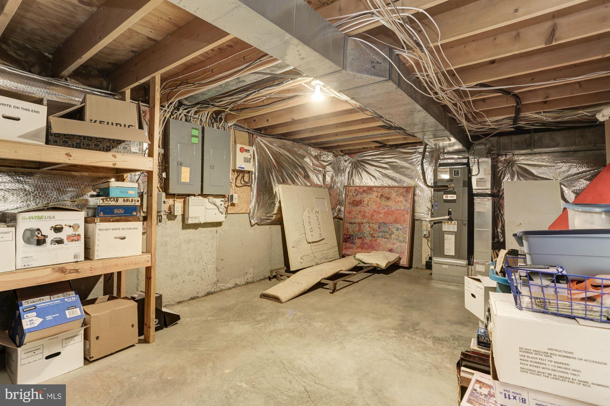 ALLNUTT FARMS ESTATES - Residential