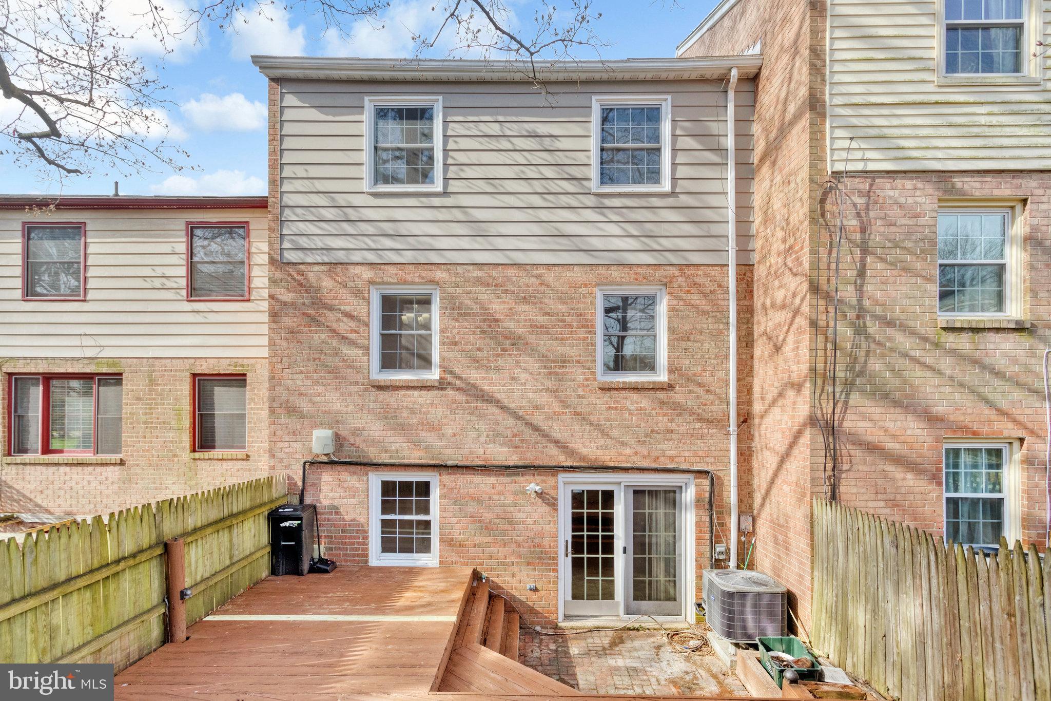 RIVERVIEW OVERLOOK - Residential