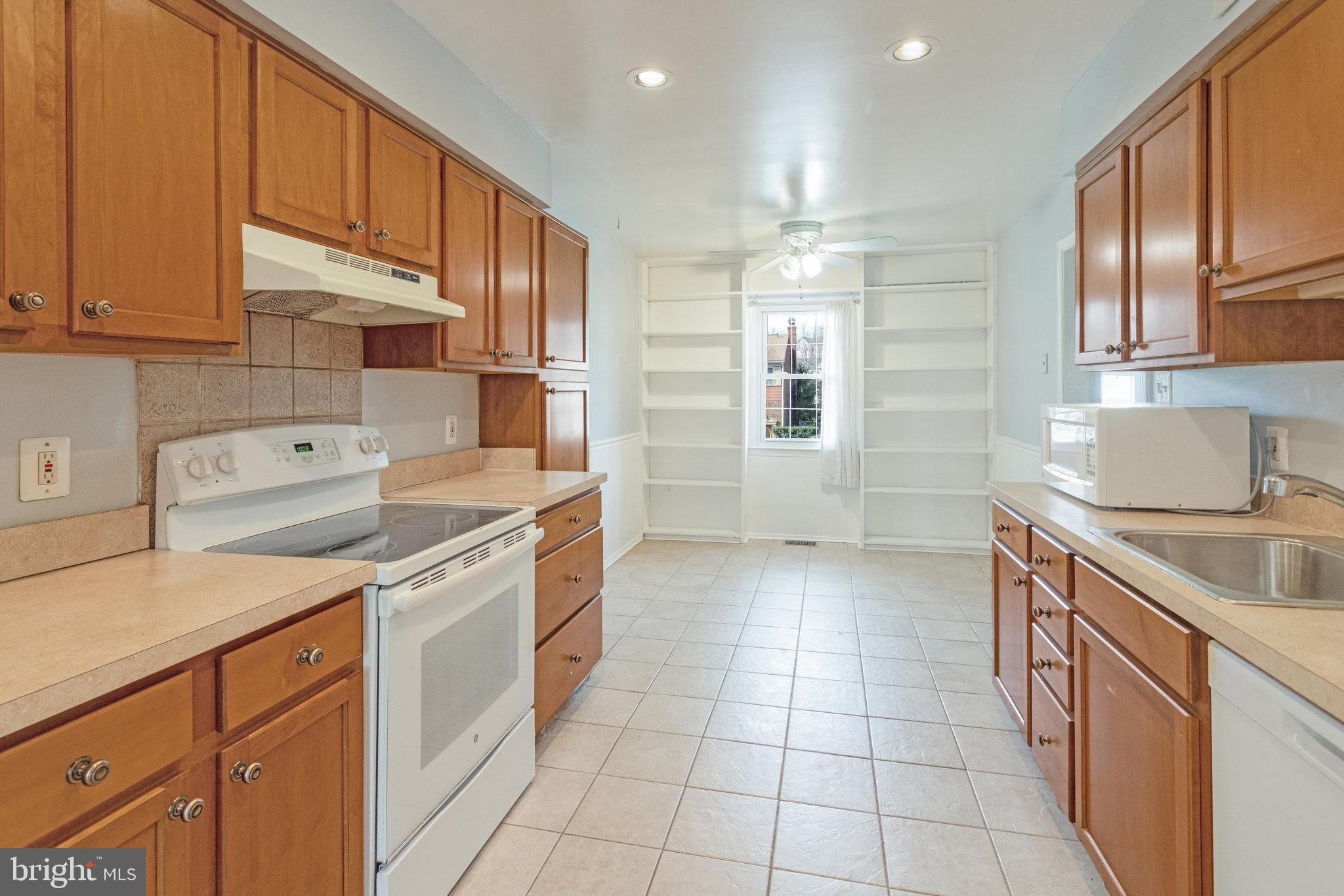 RIVERVIEW OVERLOOK - Residential