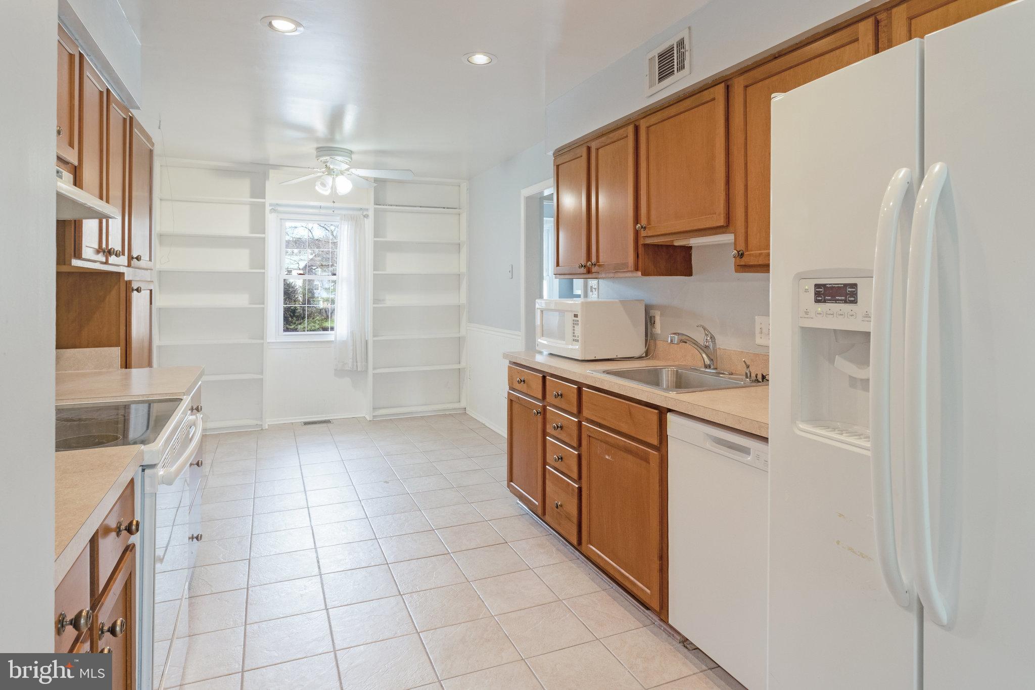 RIVERVIEW OVERLOOK - Residential