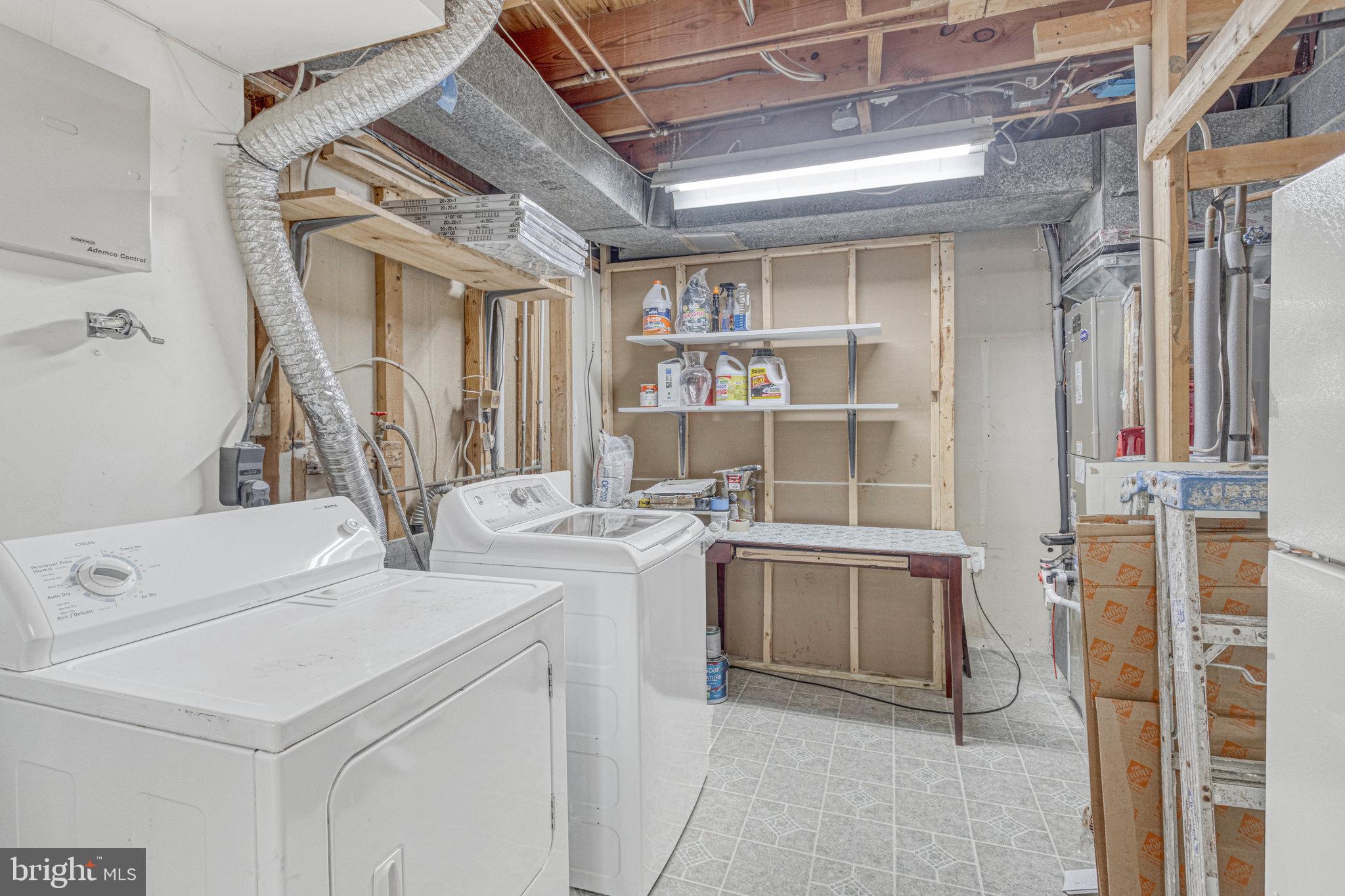 RIVERVIEW OVERLOOK - Residential