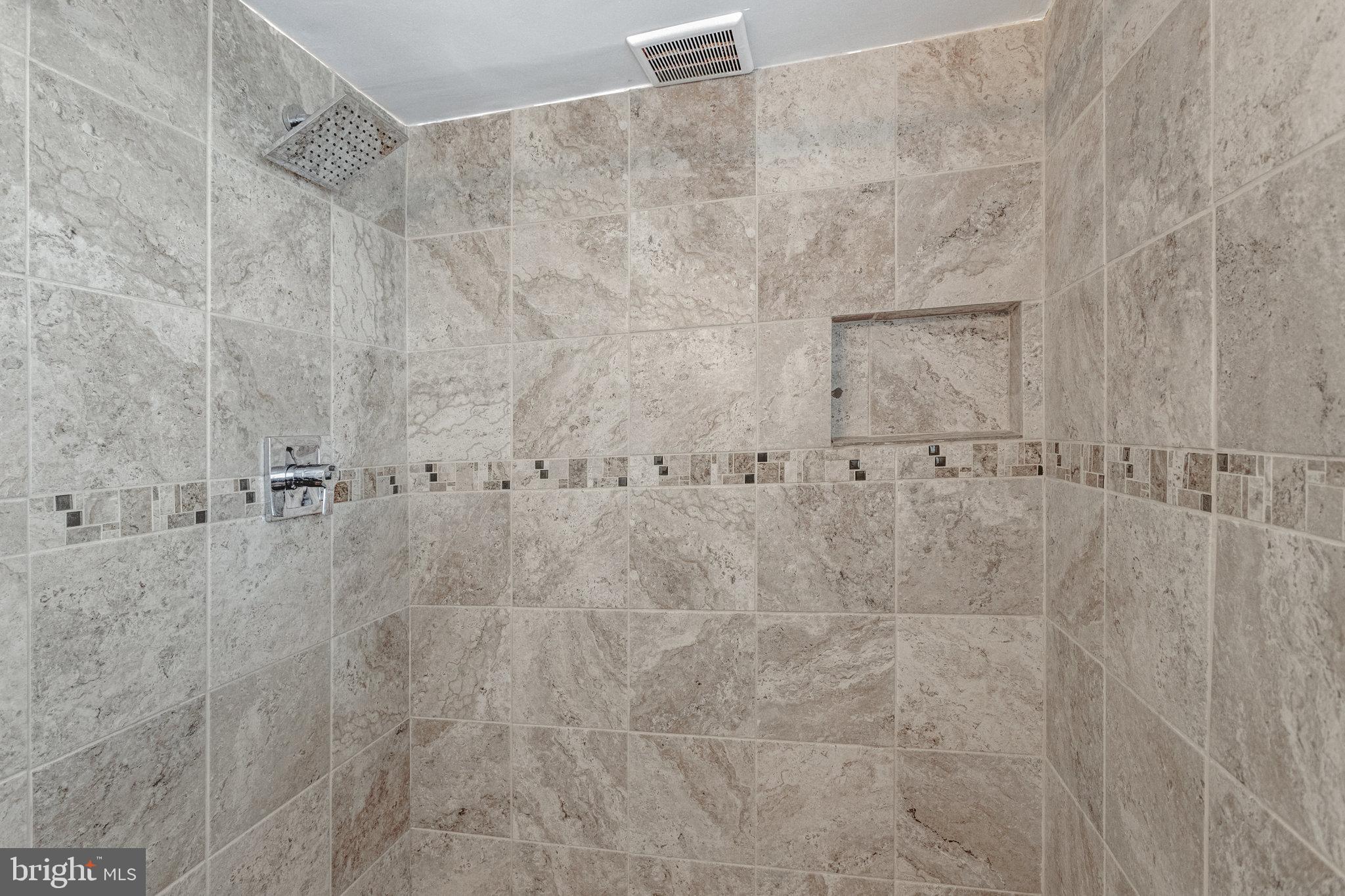 RIVERVIEW OVERLOOK - Residential