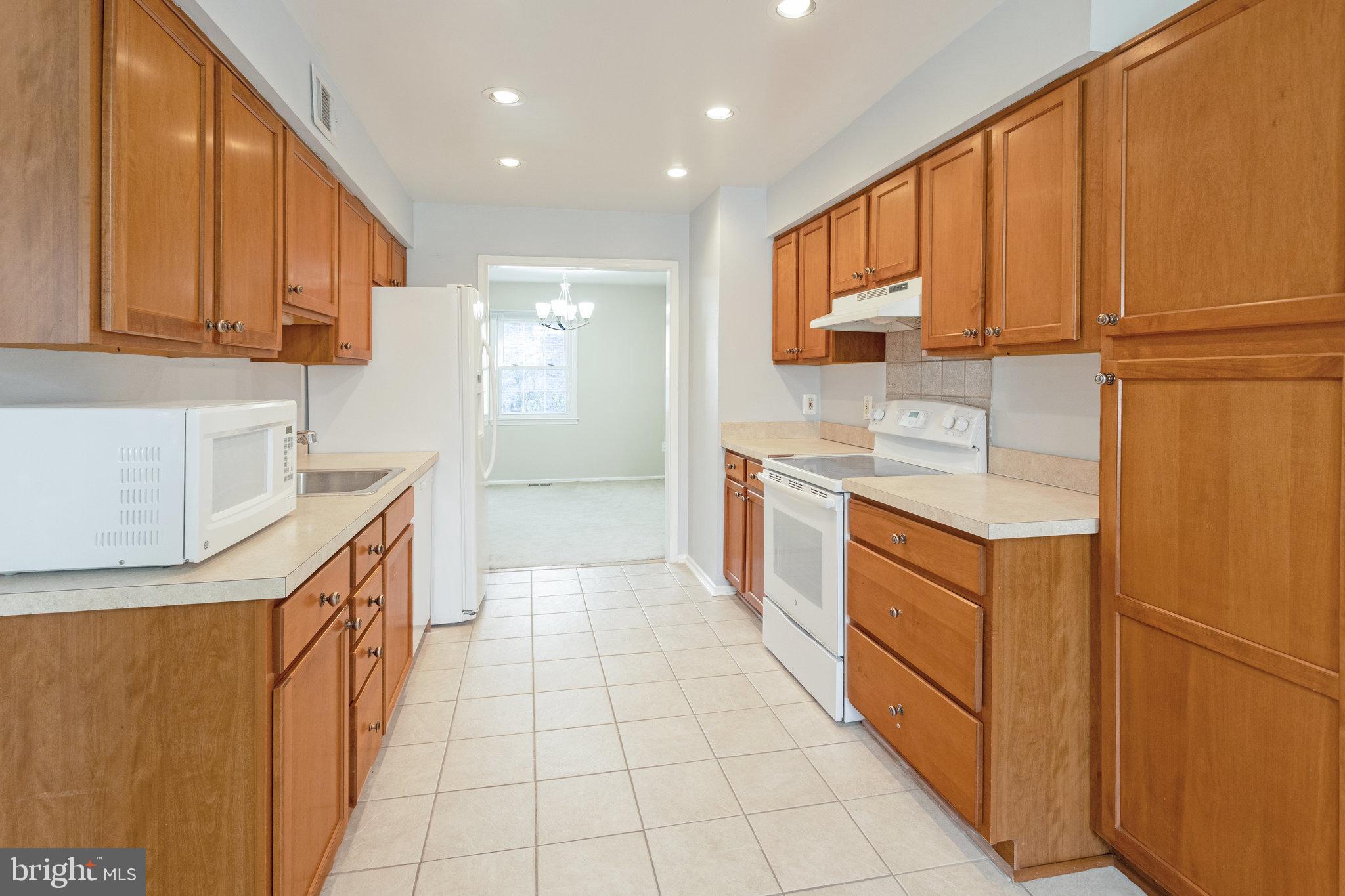 RIVERVIEW OVERLOOK - Residential